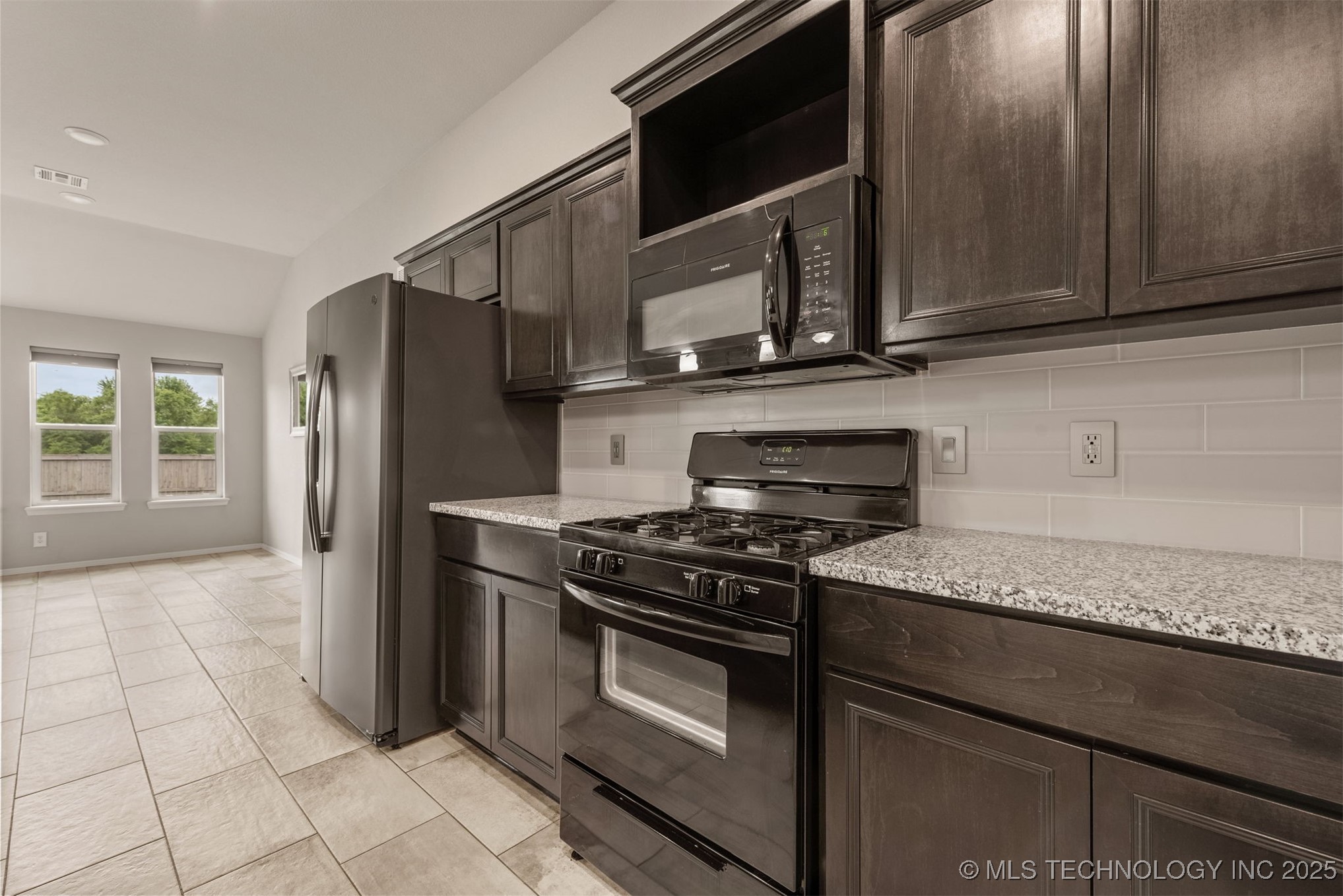 13010 E 122nd Place Property Photo 18