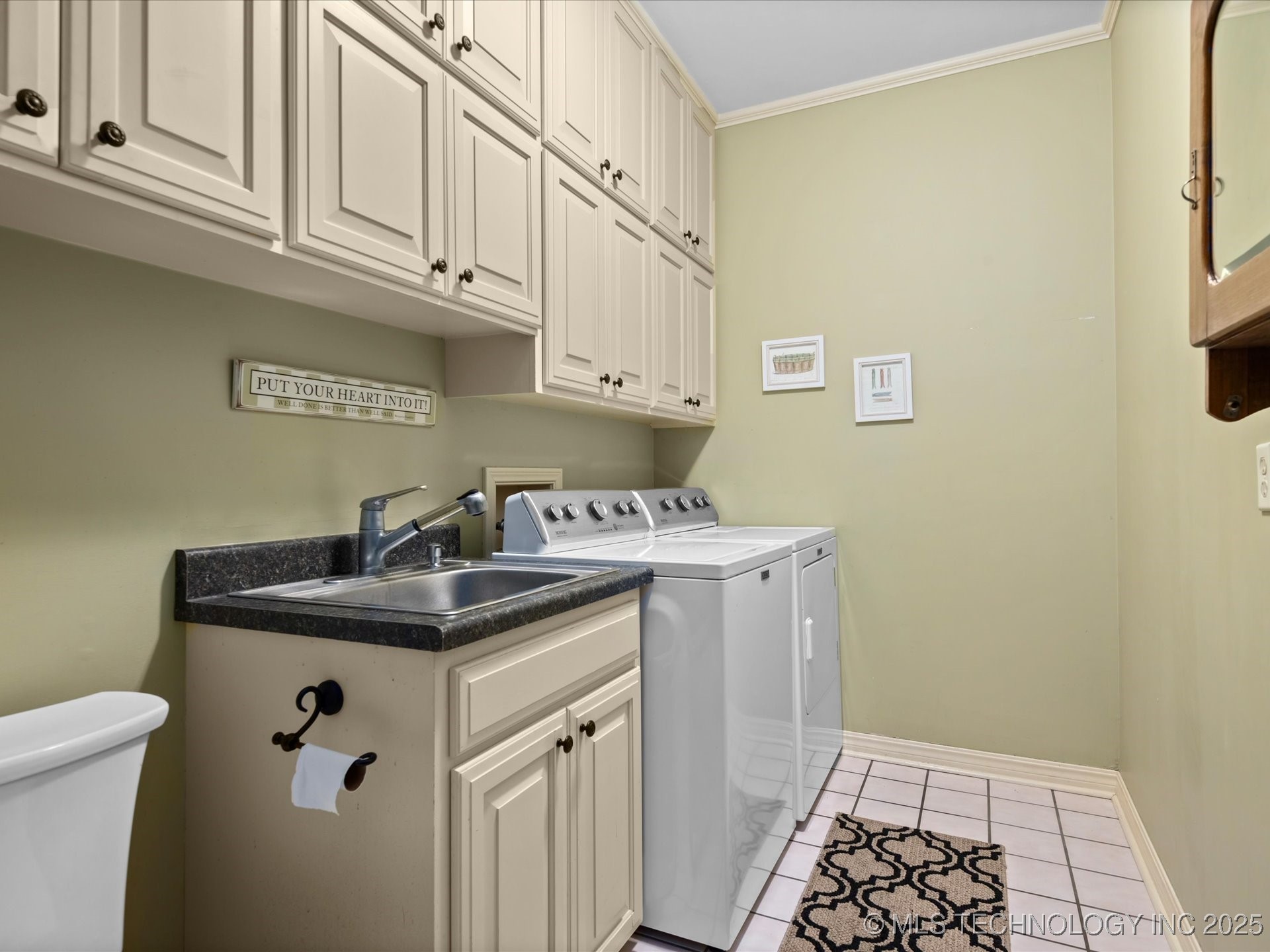 946 Briarwood Drive Property Photo 35