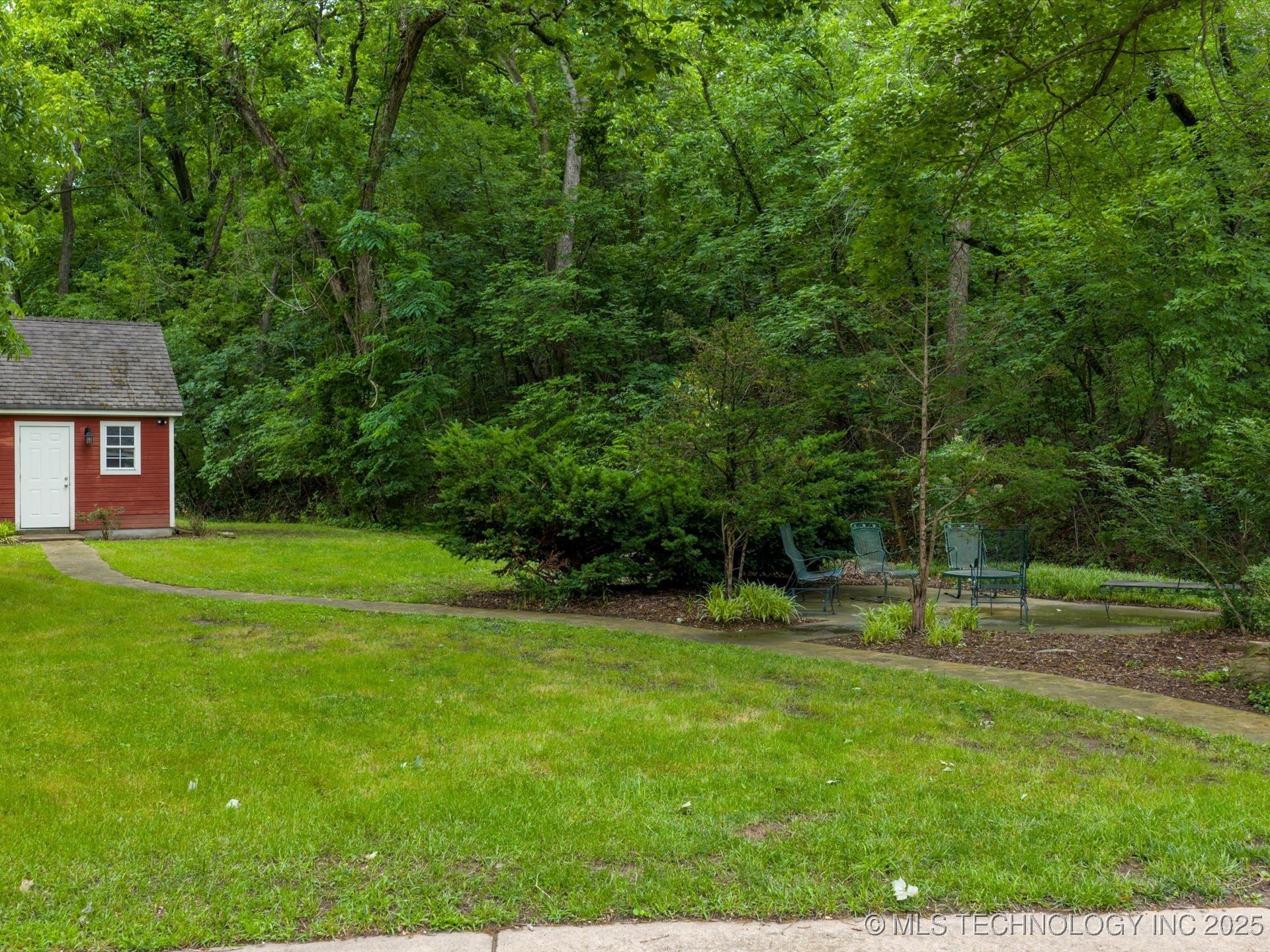 946 Briarwood Drive Property Photo 53
