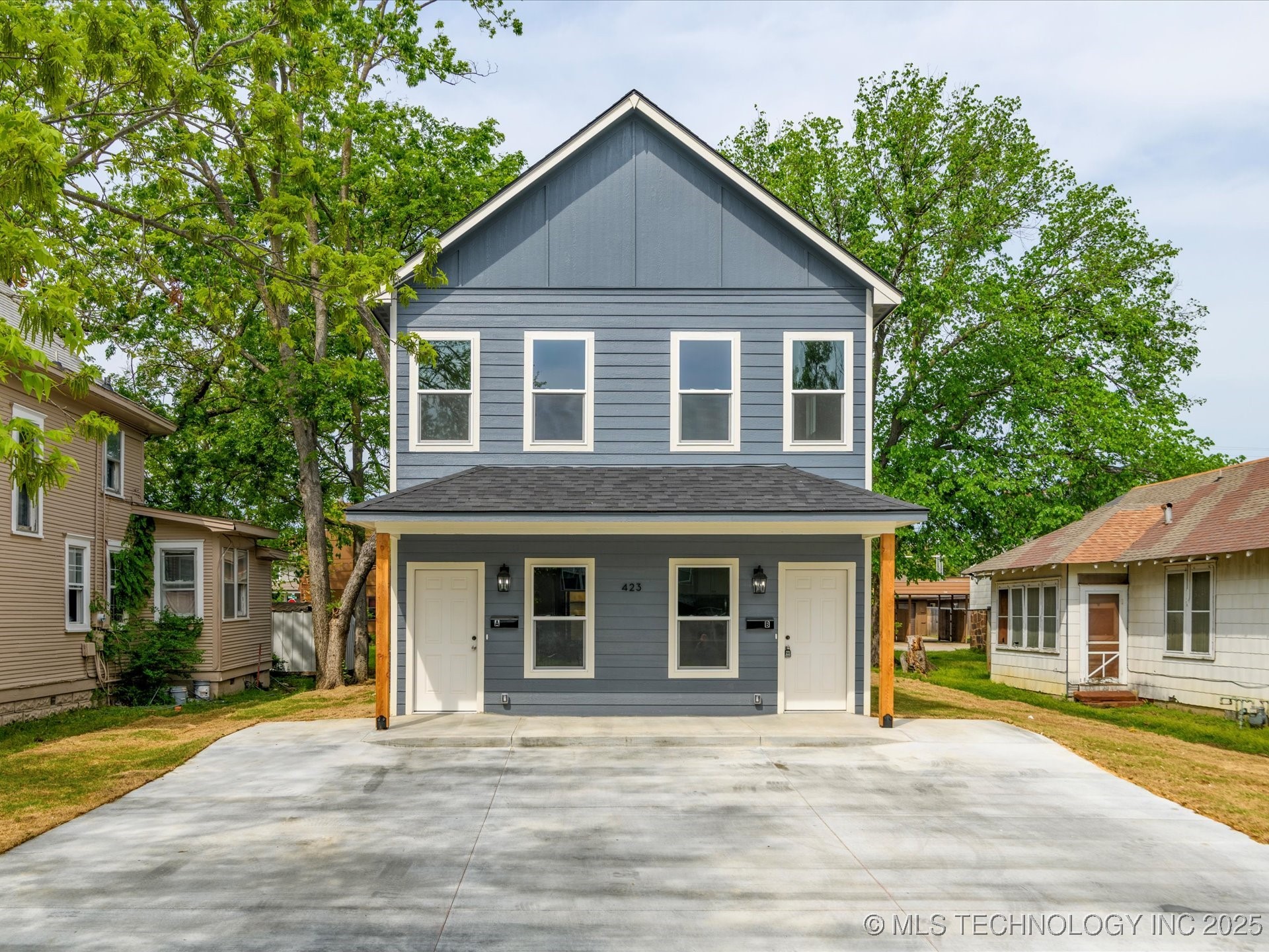 423 S Wyandotte Avenue Property Photo 1