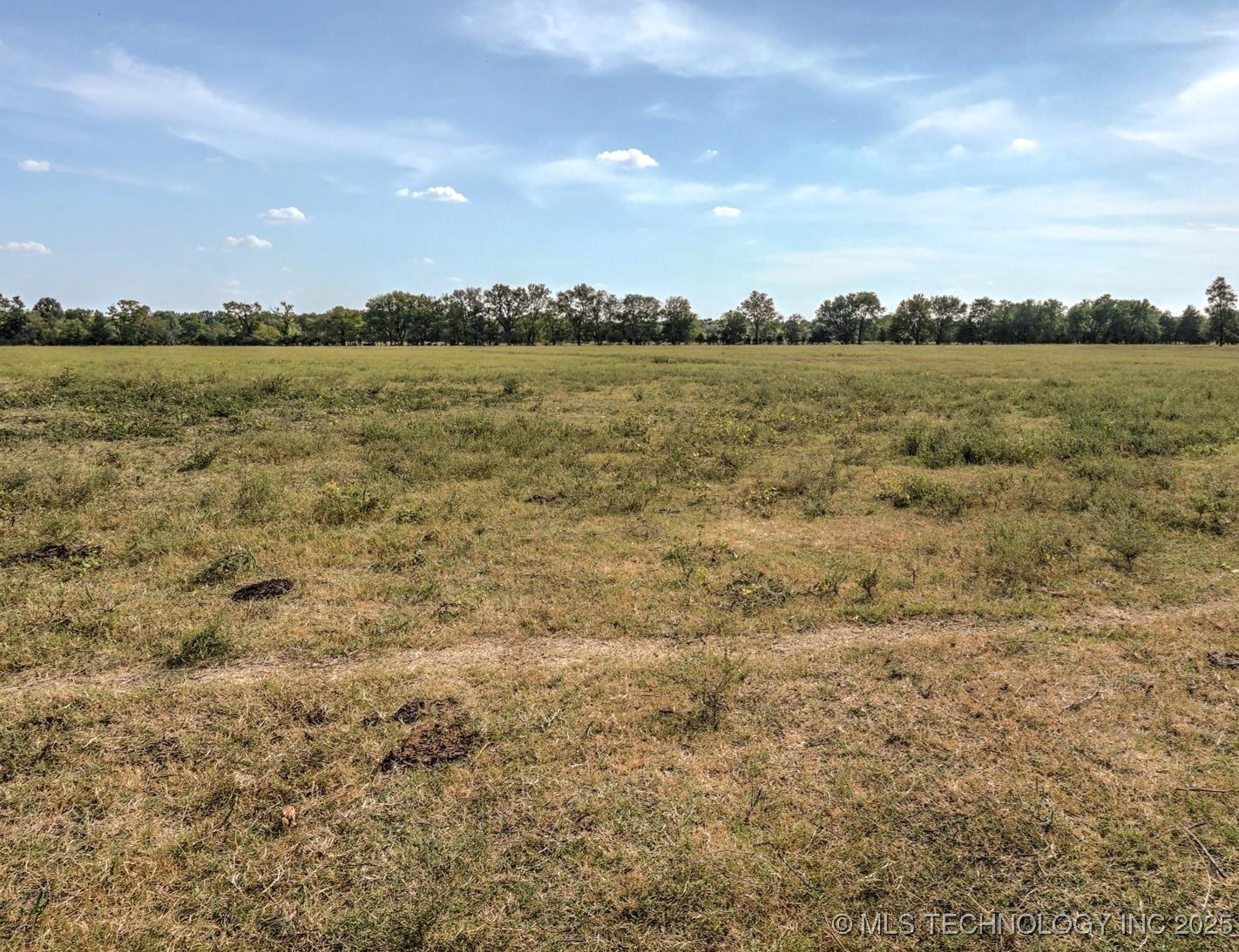 2 W 510 Road Property Photo