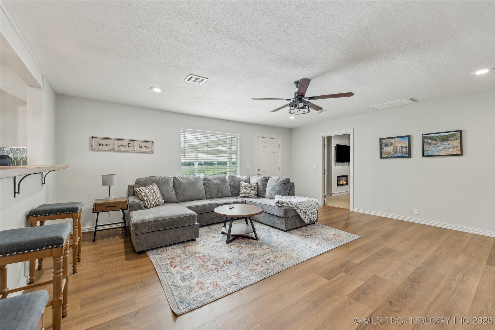 2540 E Davis Field Road Property Photo 15