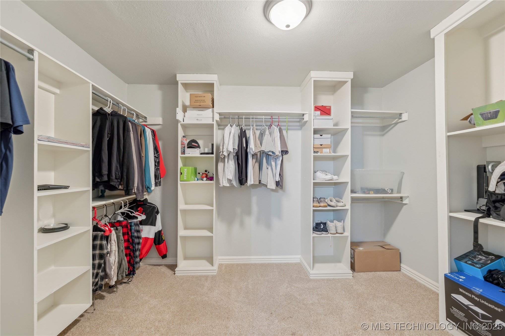 2540 E Davis Field Road Property Photo 25