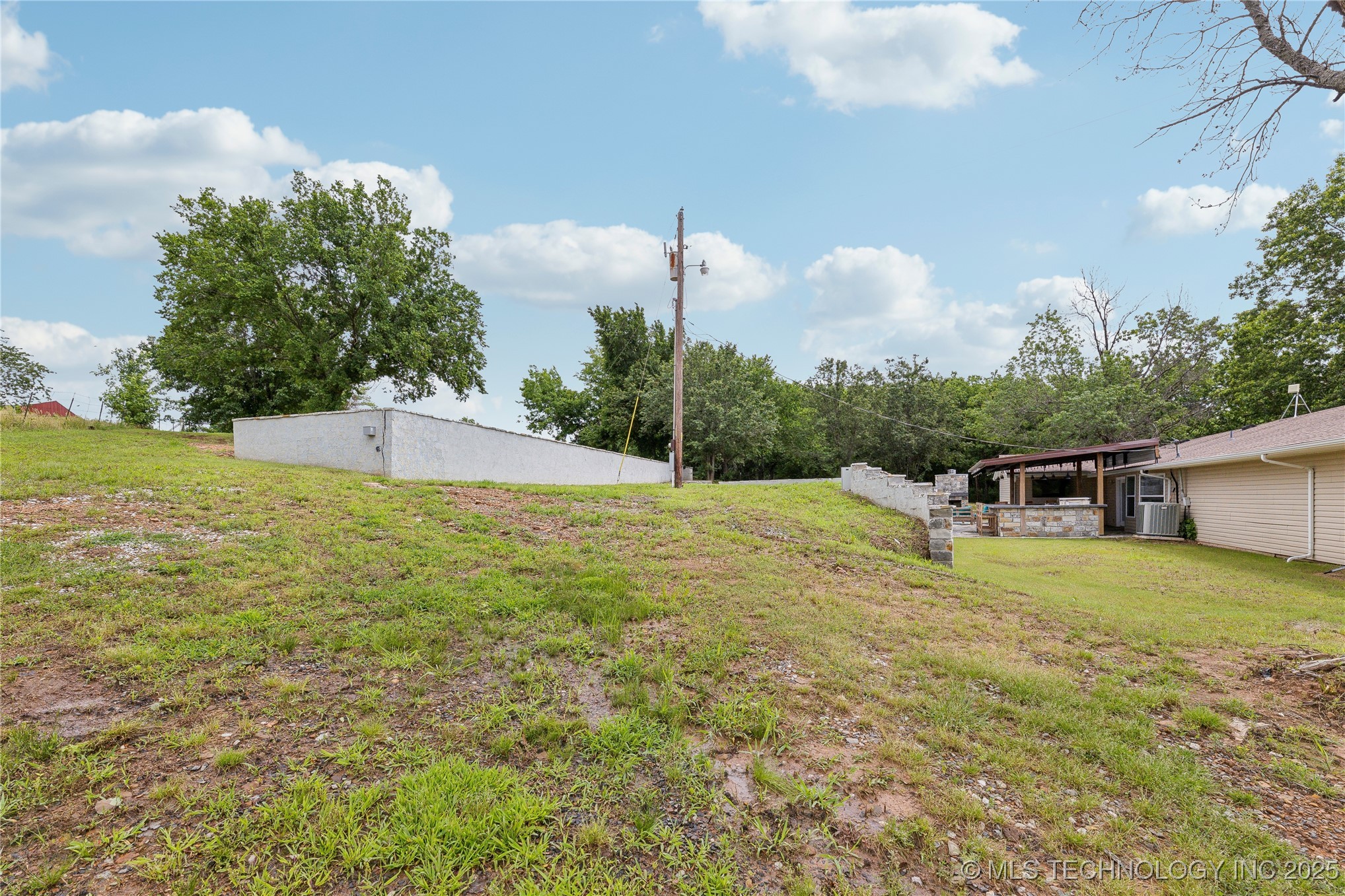 2540 E Davis Field Road Property Photo 34