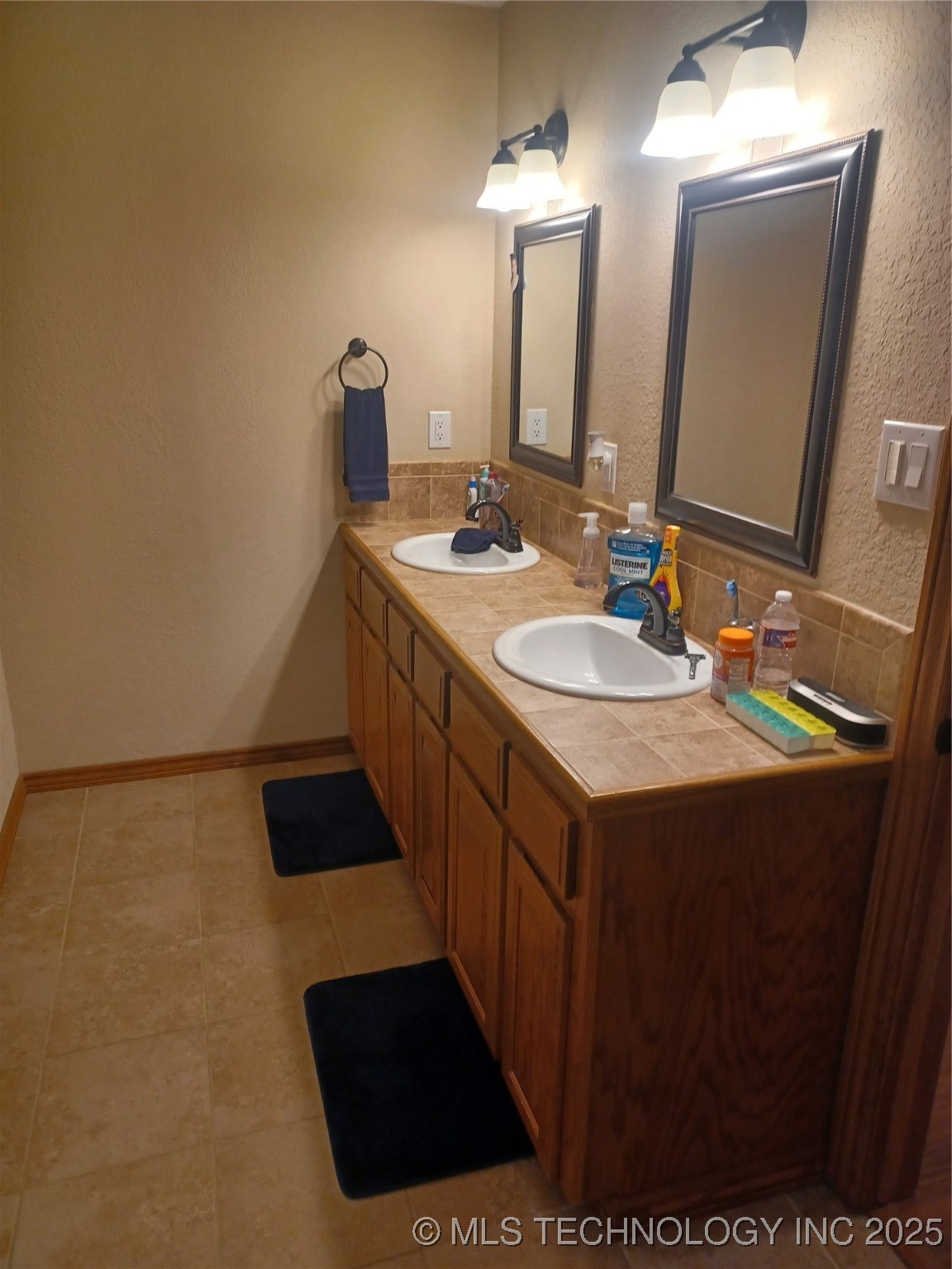 508 Kimberly Drive Property Photo 8