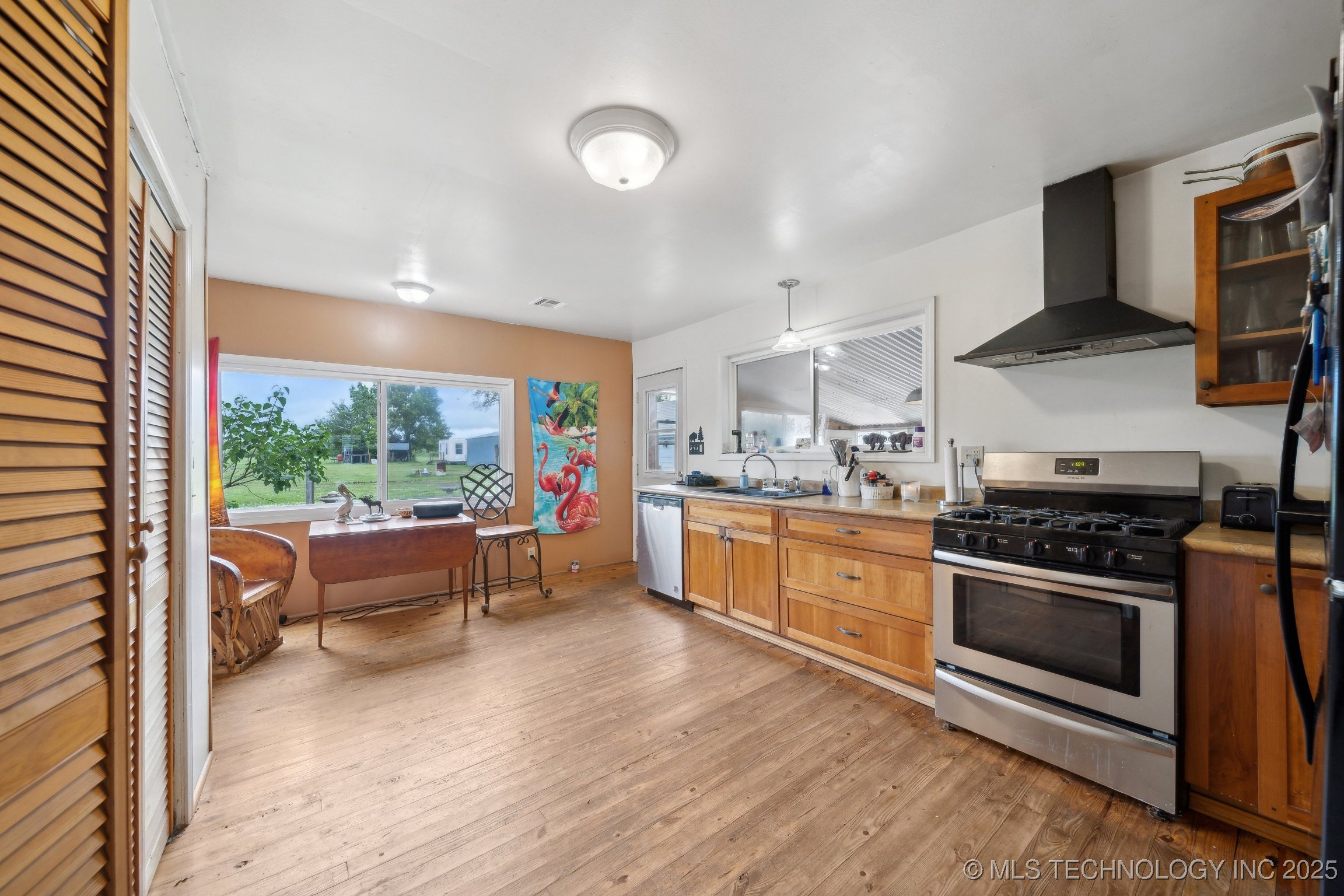 402400 Us Highway 60 Property Photo 8