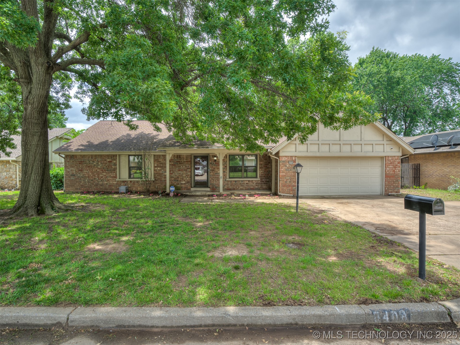 8408 S 77th East Place Property Photo 1