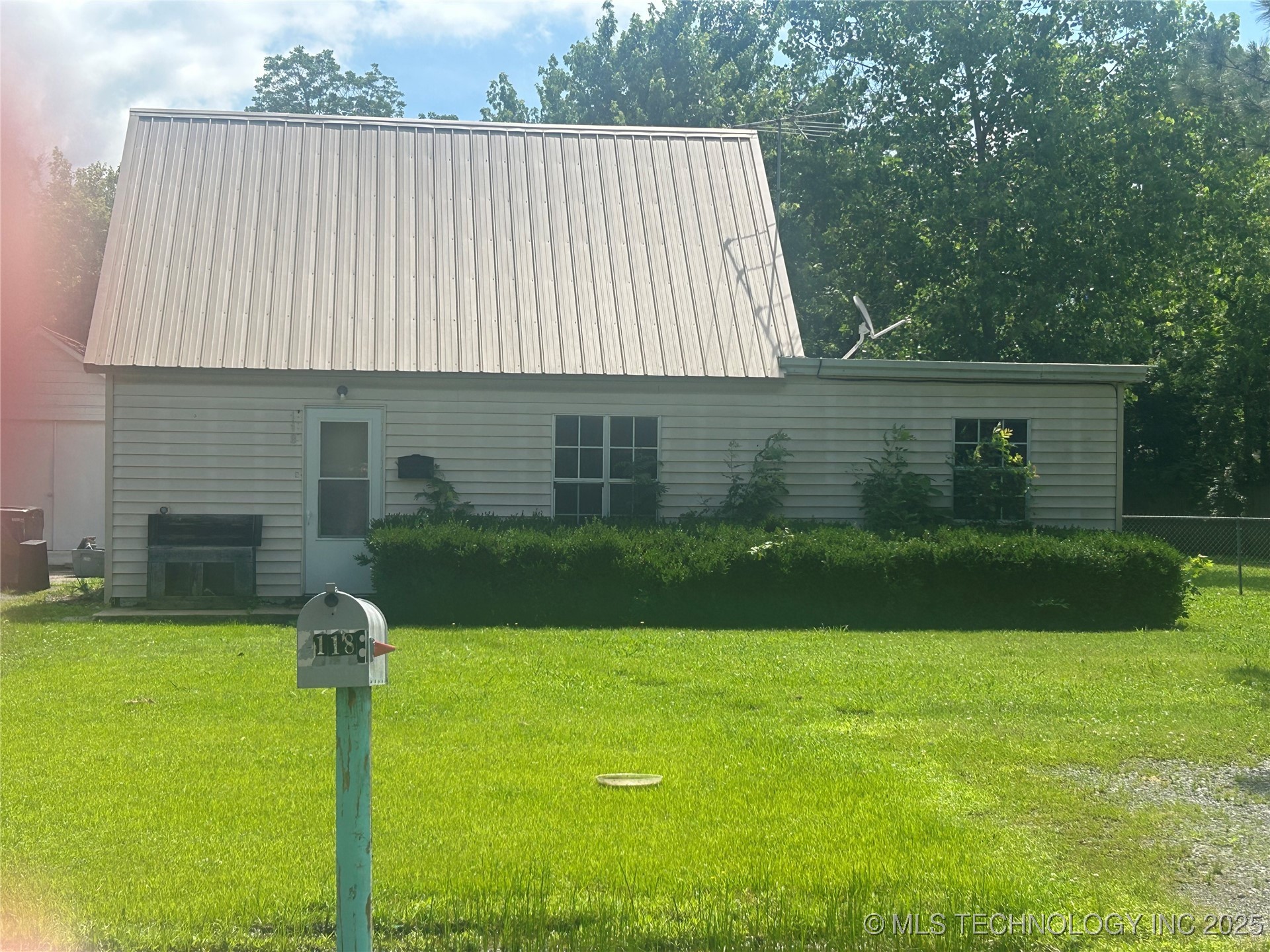 118 N Hayden Street Property Photo 1