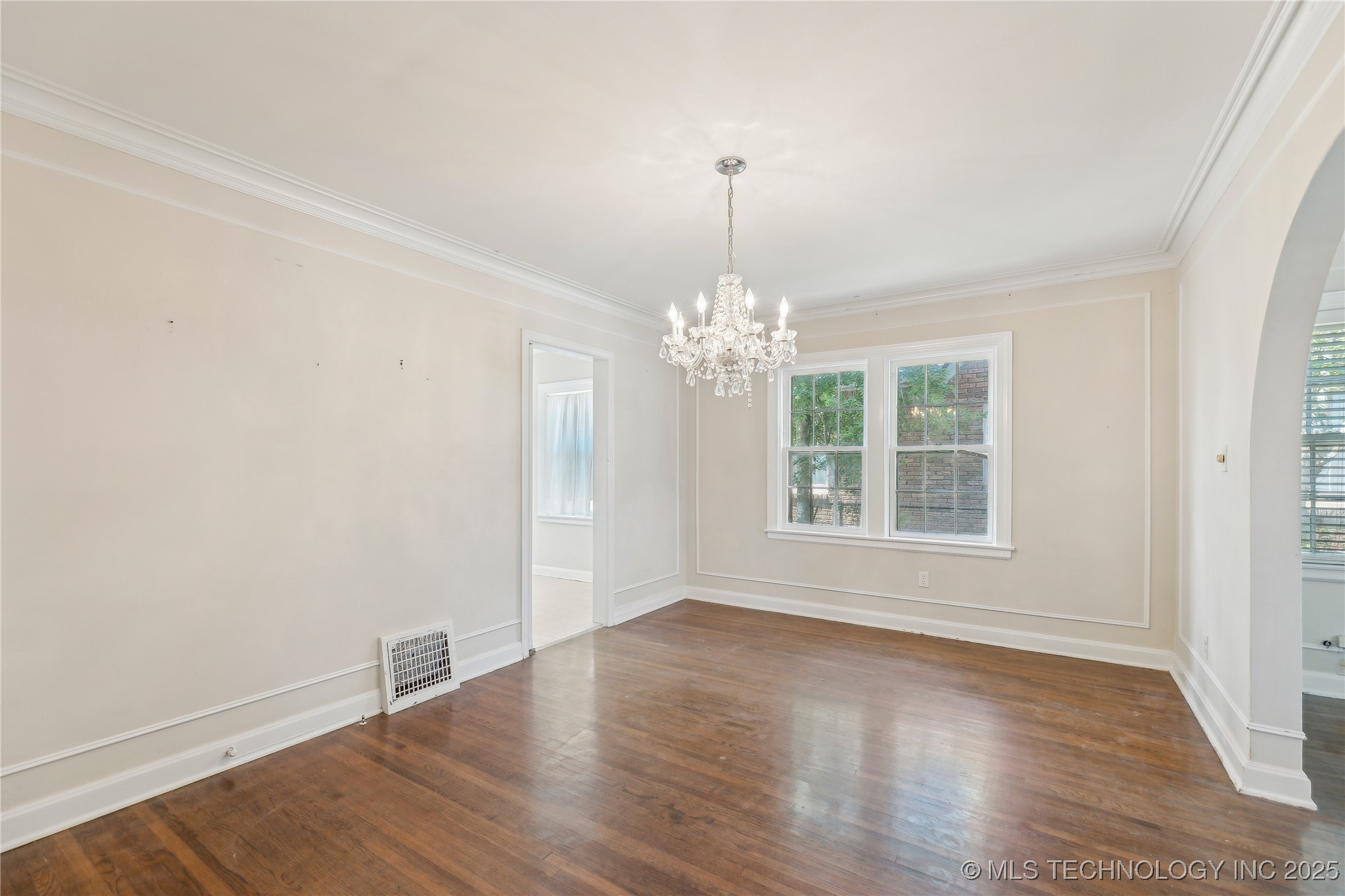 1648 S Evanston Avenue Property Photo 8