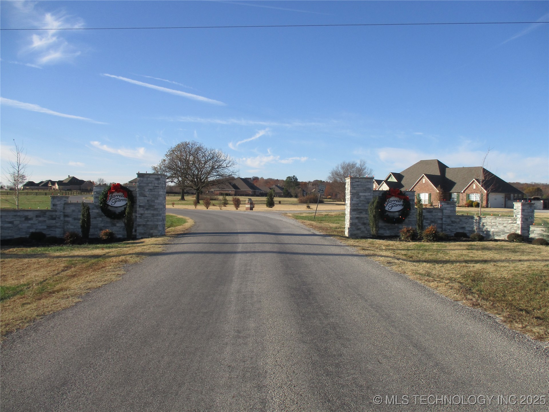 7 Longacre Drive Property Photo 1