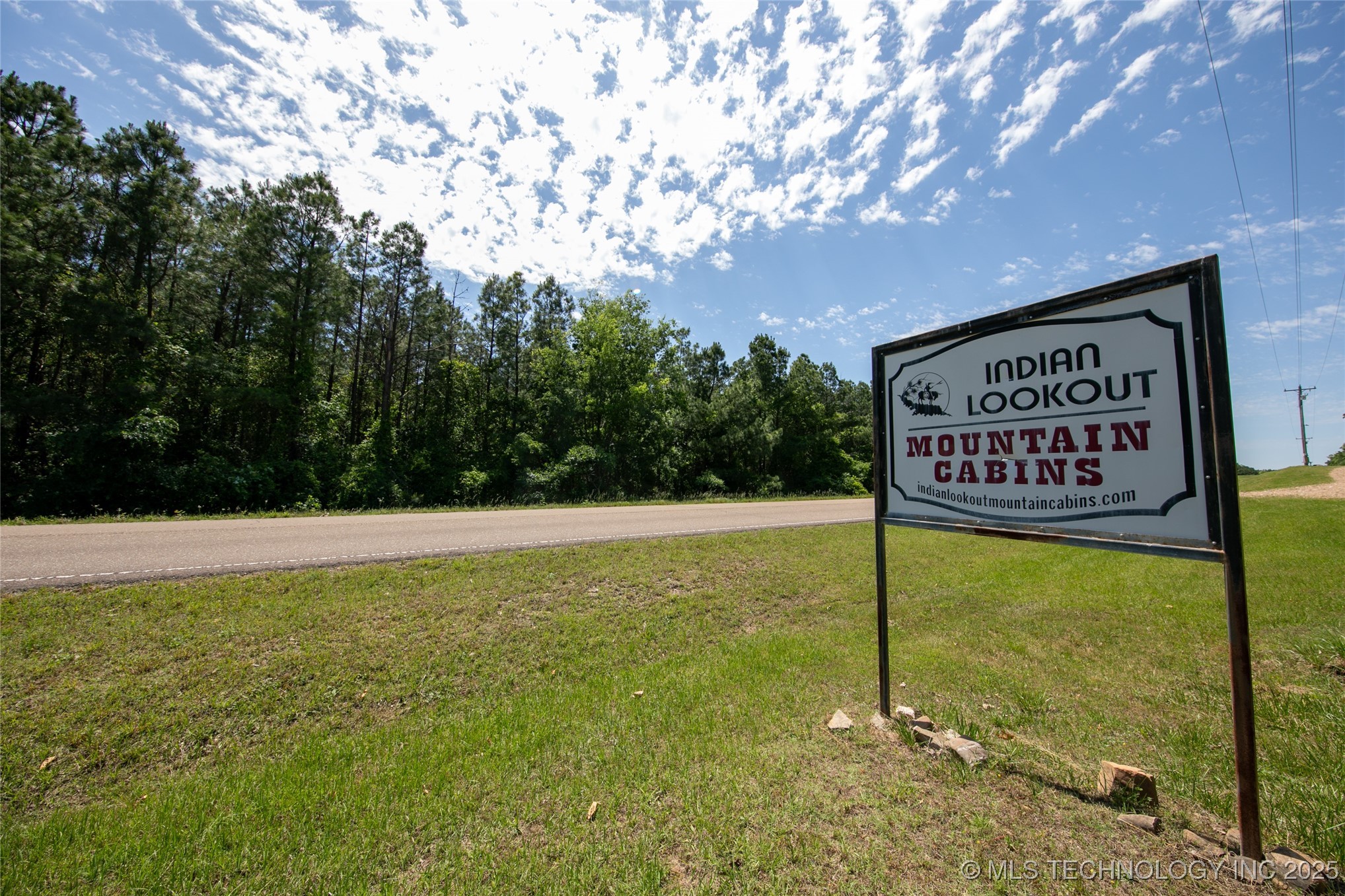 8578 144 Highway Property Photo