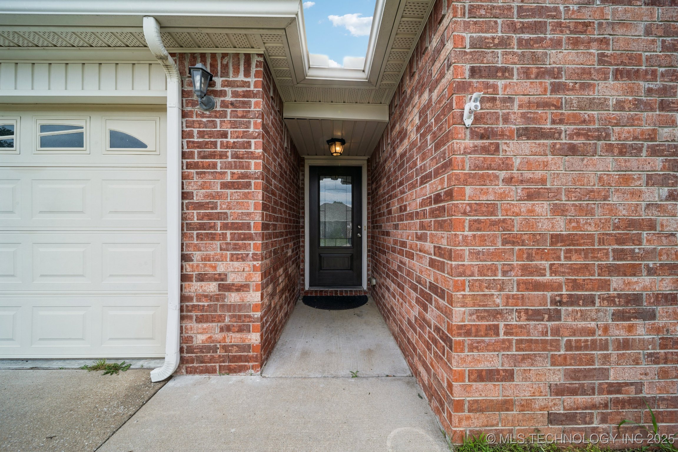 510 S Creek Street Property Photo 3