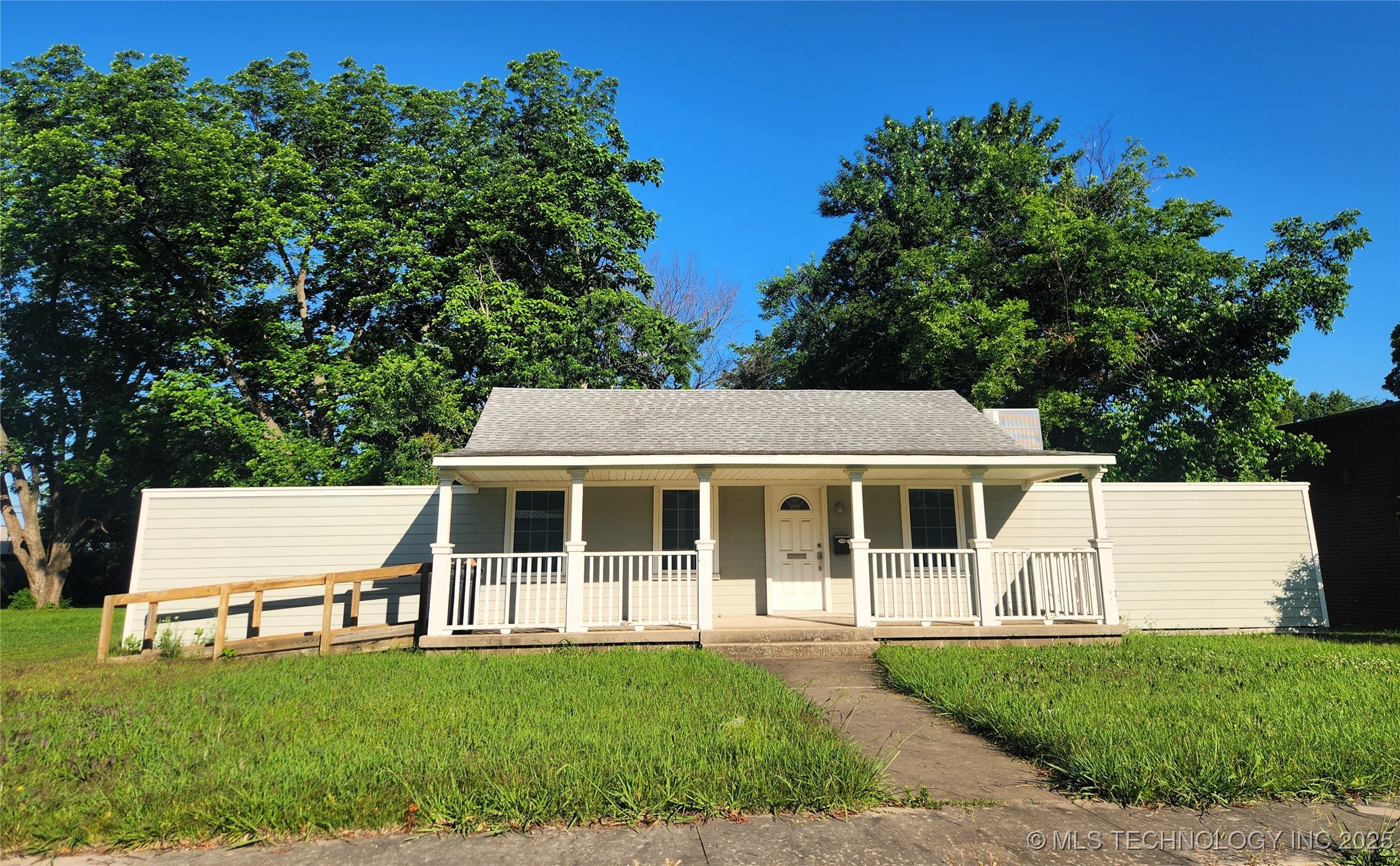 110 N Vann Street Property Photo 1