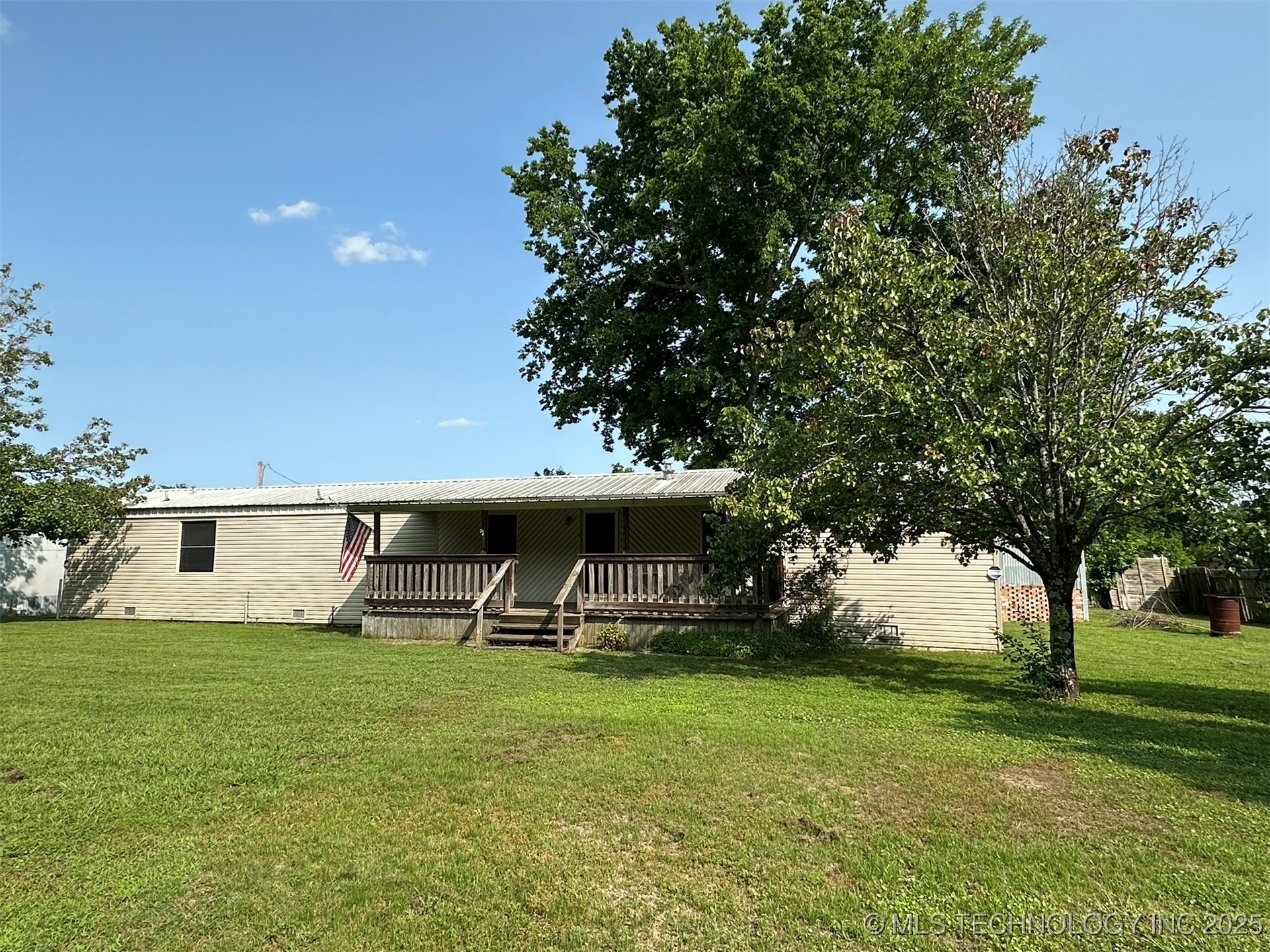 408 Broadway Street Property Photo 1