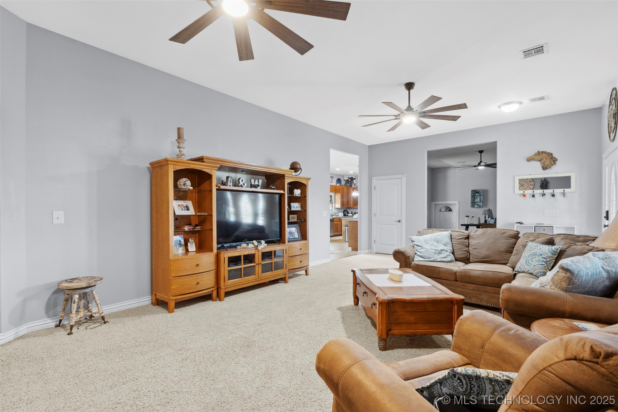 331 E Tulsa Avenue Property Photo 9