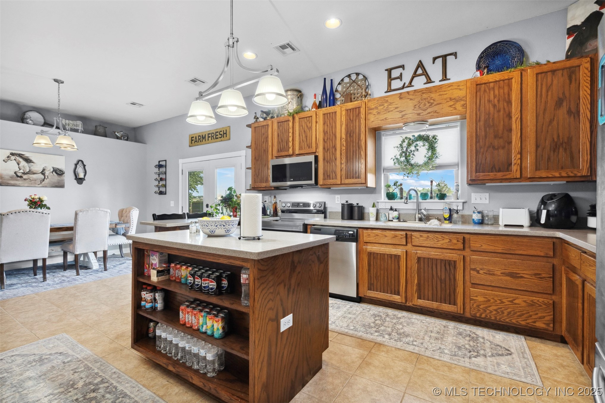 331 E Tulsa Avenue Property Photo 17