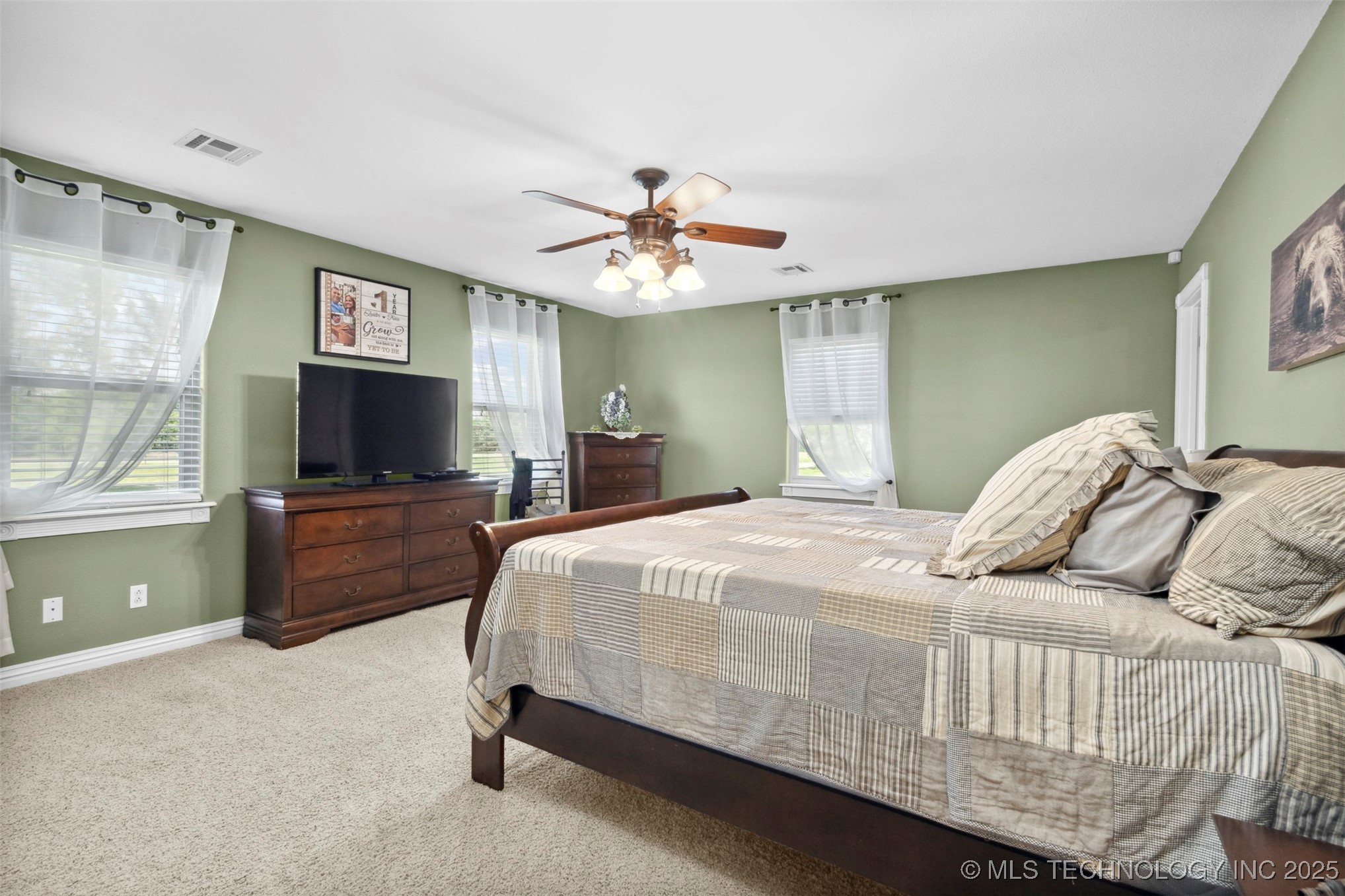 331 E Tulsa Avenue Property Photo 18