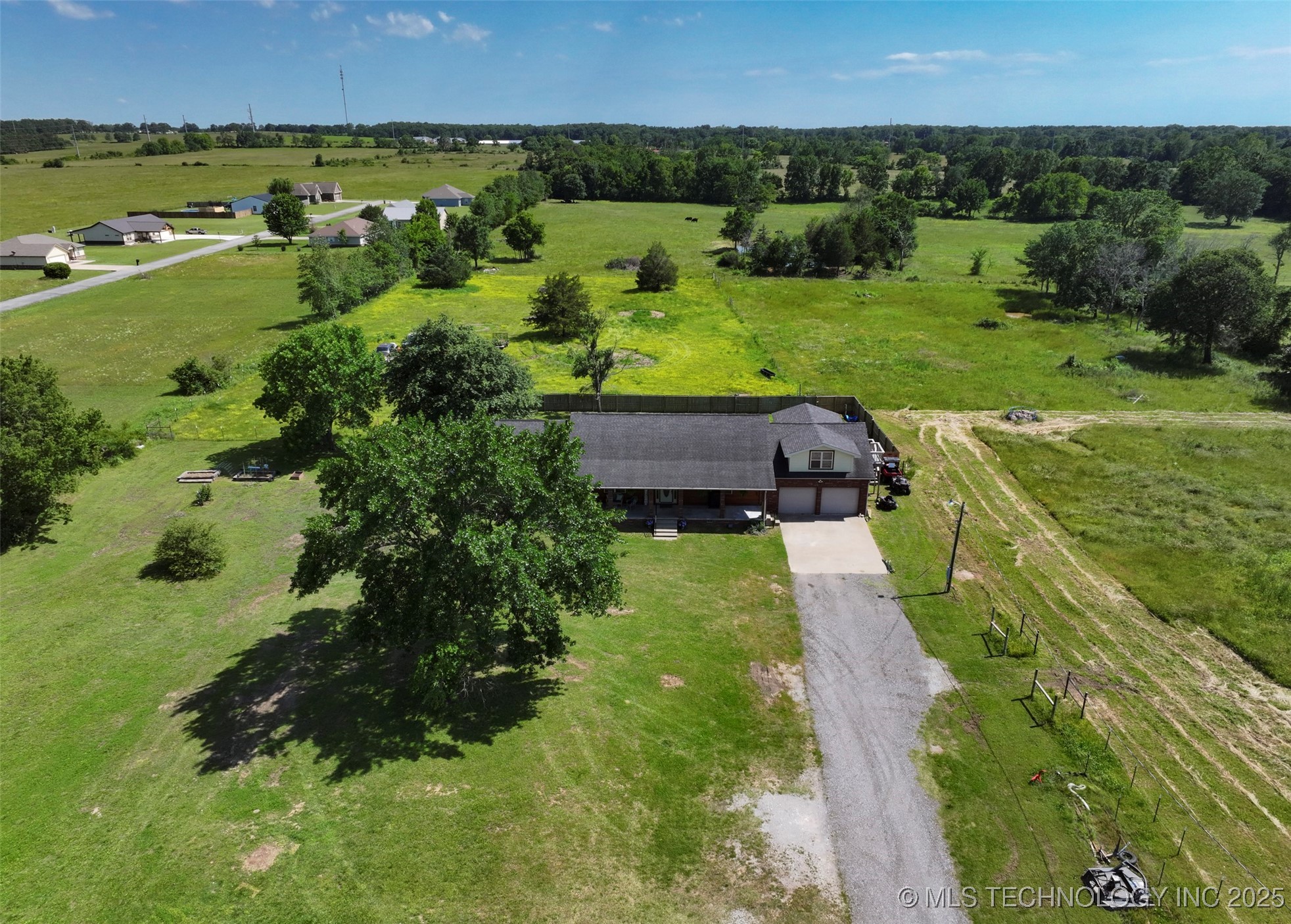 331 E Tulsa Avenue Property Photo 35