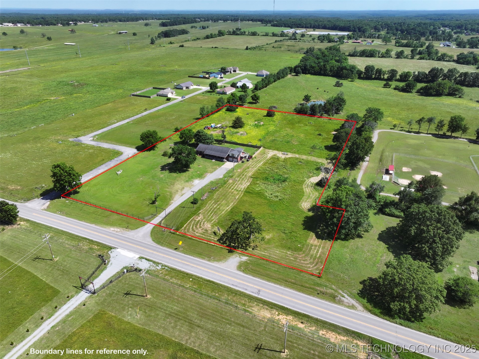 331 E Tulsa Avenue Property Photo 43