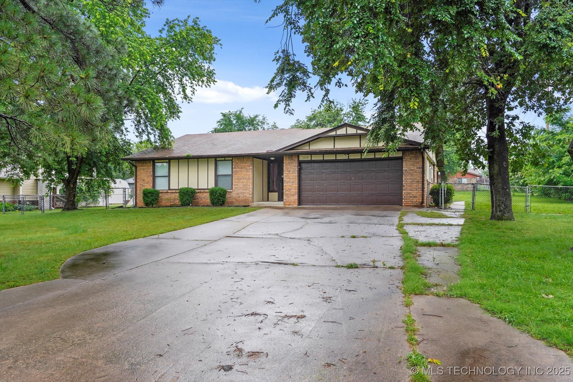 32112 E 721 Road Property Photo 3