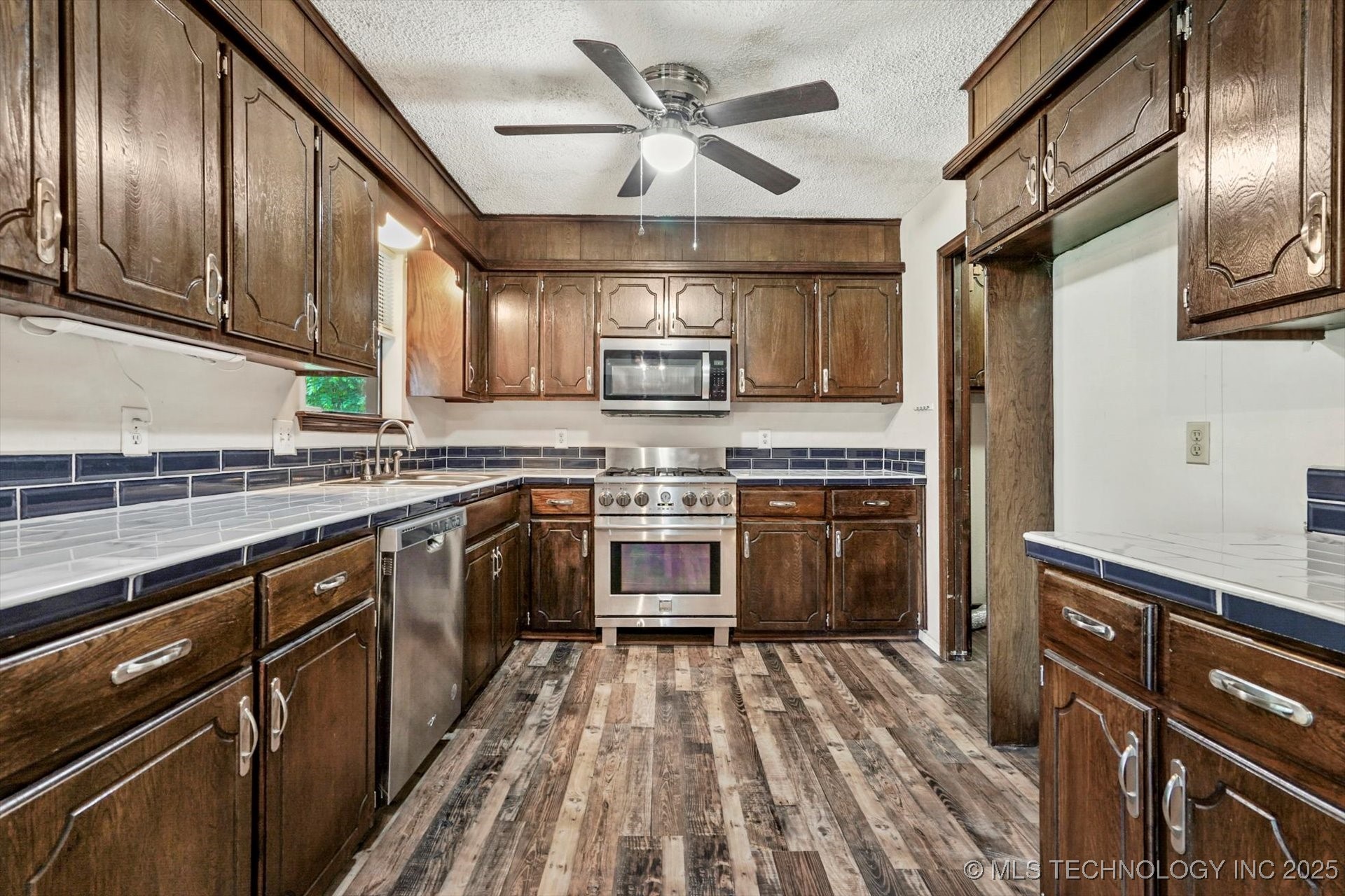 32112 E 721 Road Property Photo 10
