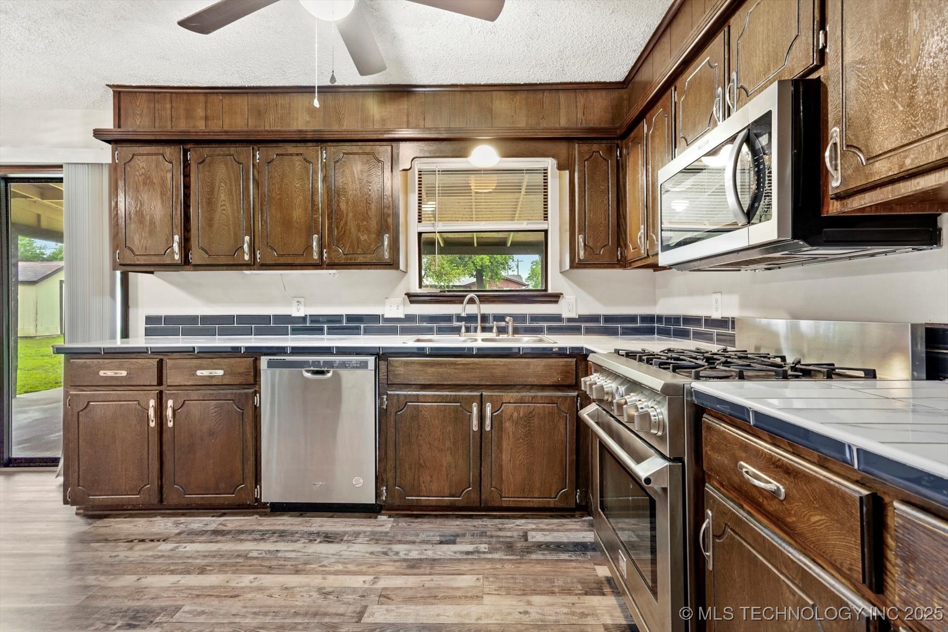 32112 E 721 Road Property Photo 11