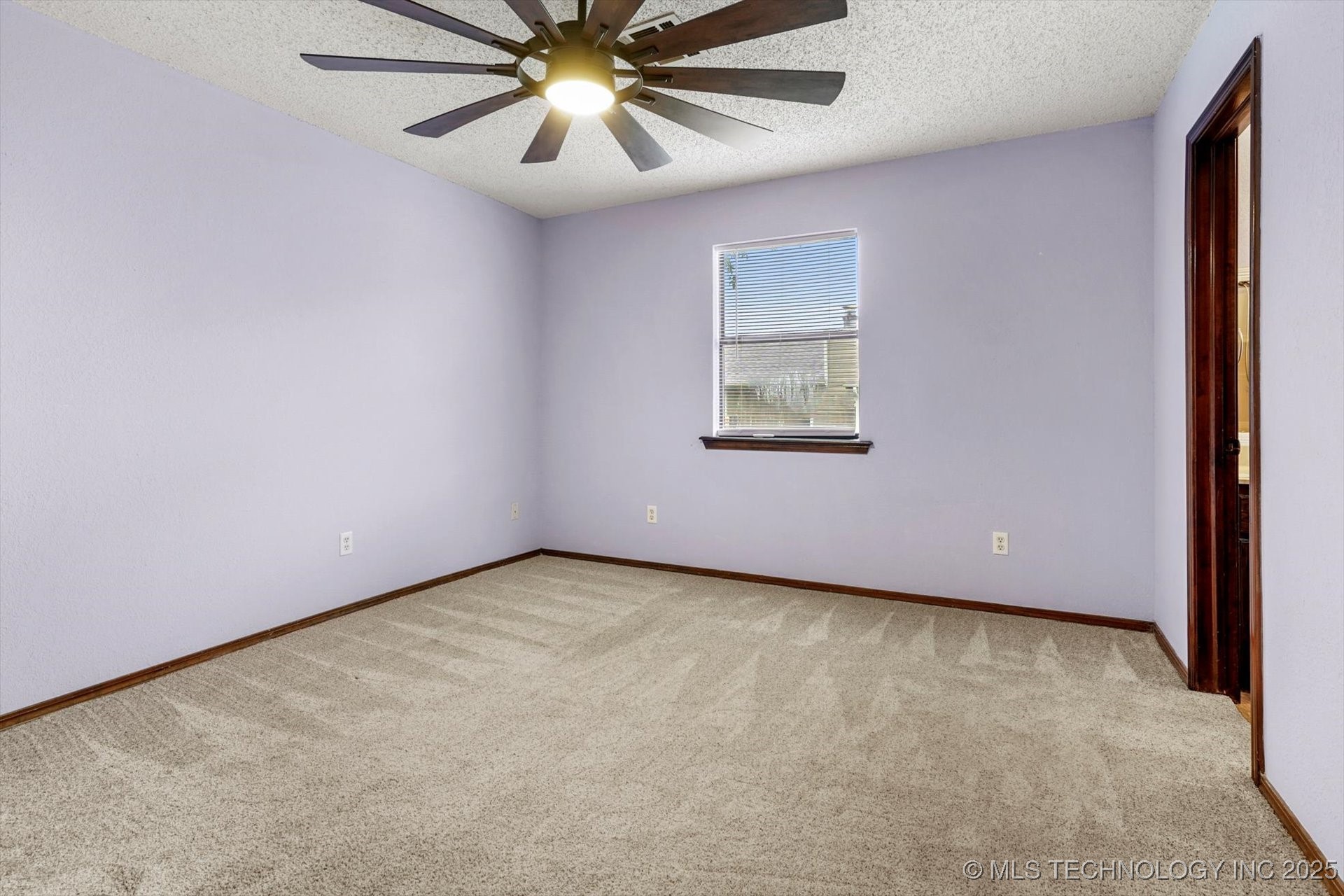 32112 E 721 Road Property Photo 18
