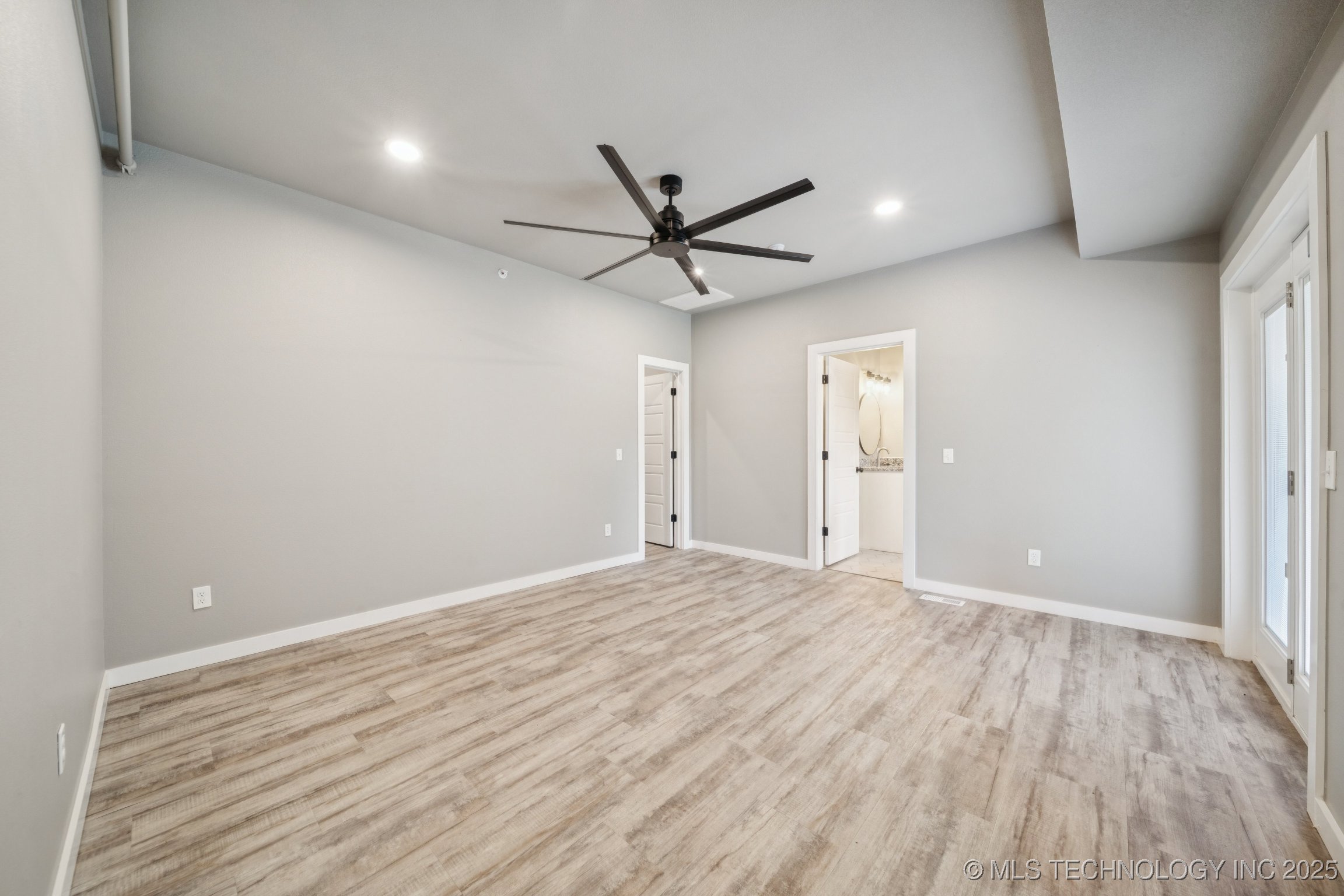 13329 Kevin Lane Property Photo 20