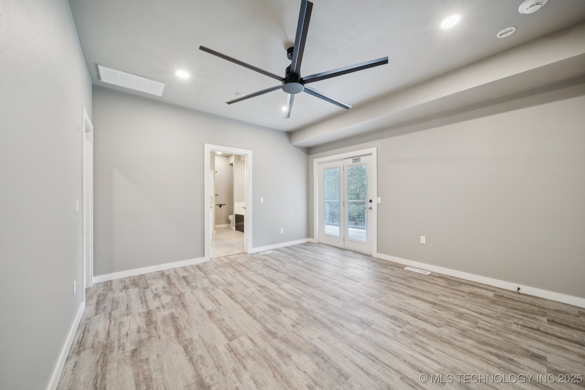 13329 Kevin Lane Property Photo 21