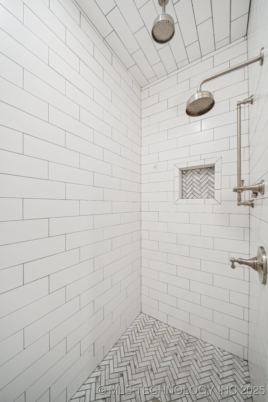 13329 Kevin Lane Property Photo 24