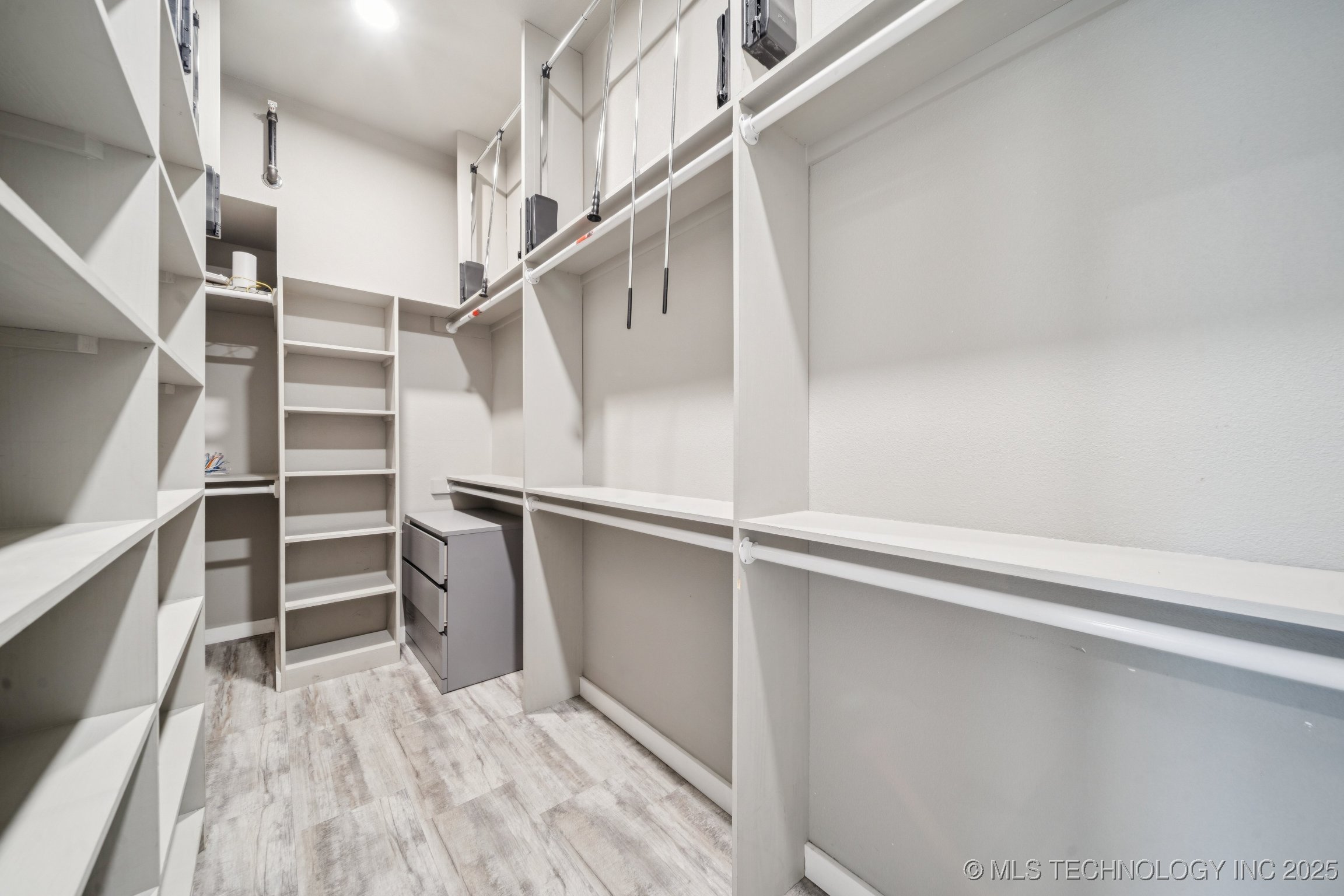 13329 Kevin Lane Property Photo 25