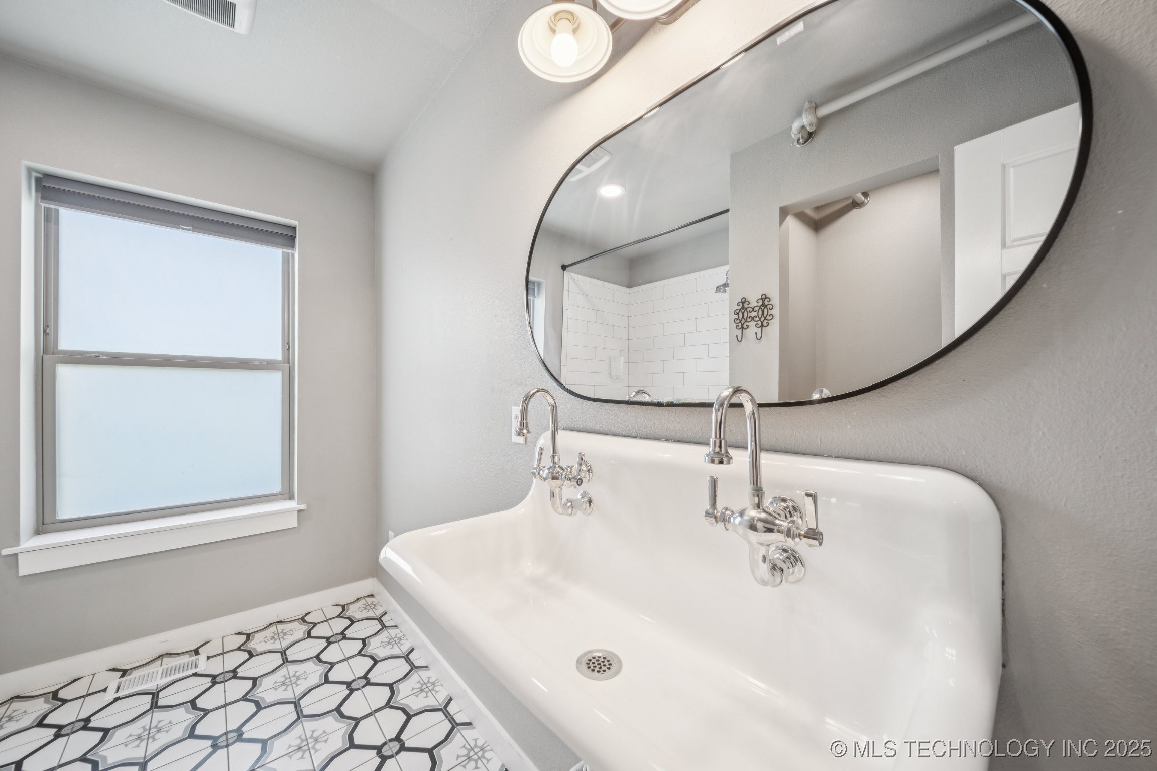 13329 Kevin Lane Property Photo 28