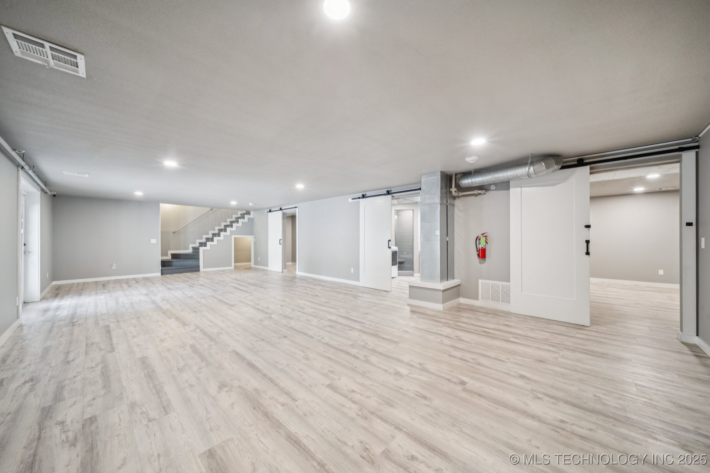 13329 Kevin Lane Property Photo 32