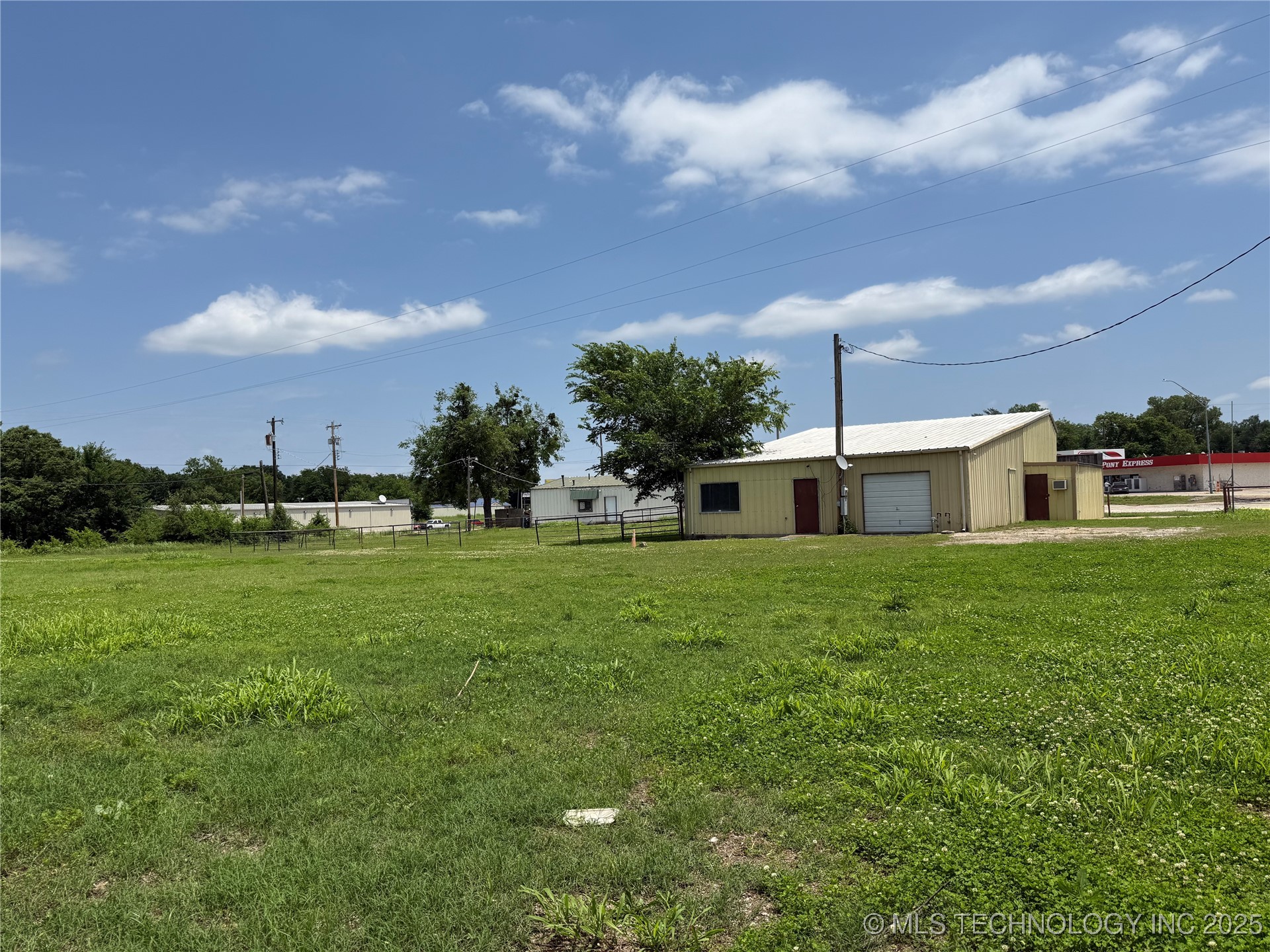 20425 Highway 66 Highway Property Photo 4