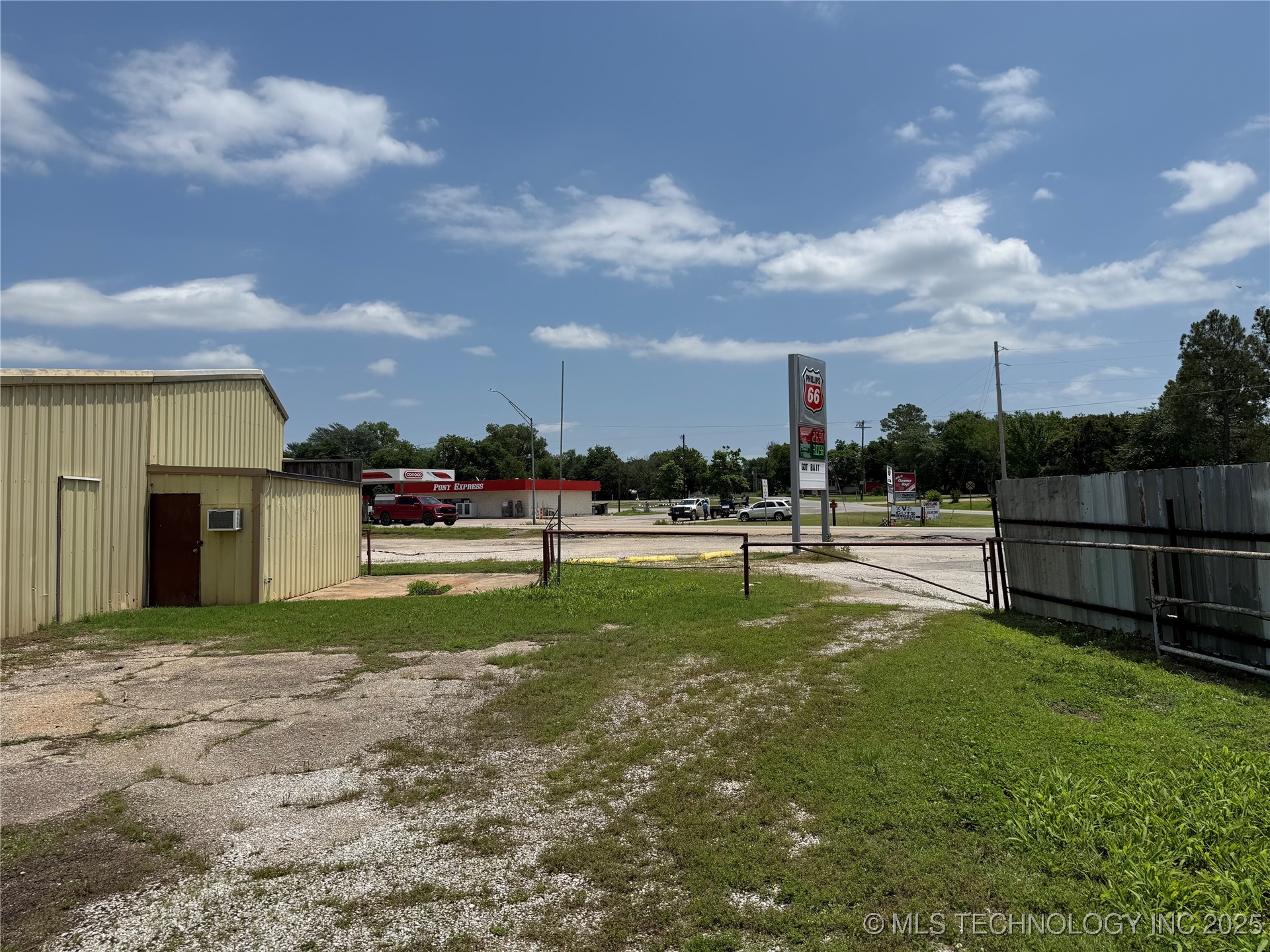 20425 Highway 66 Highway Property Photo 5