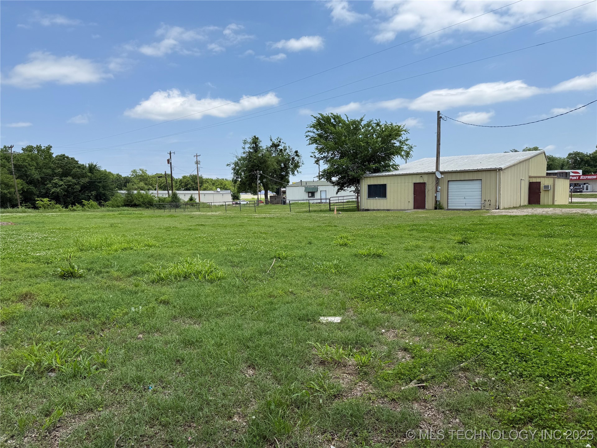 20425 Highway 66 Highway Property Photo 6