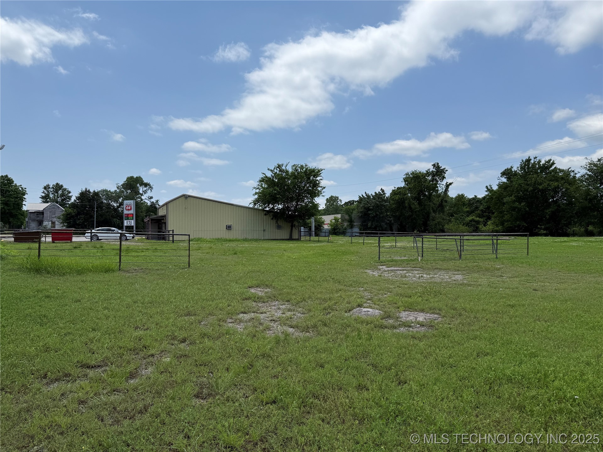 20425 Highway 66 Highway Property Photo 15
