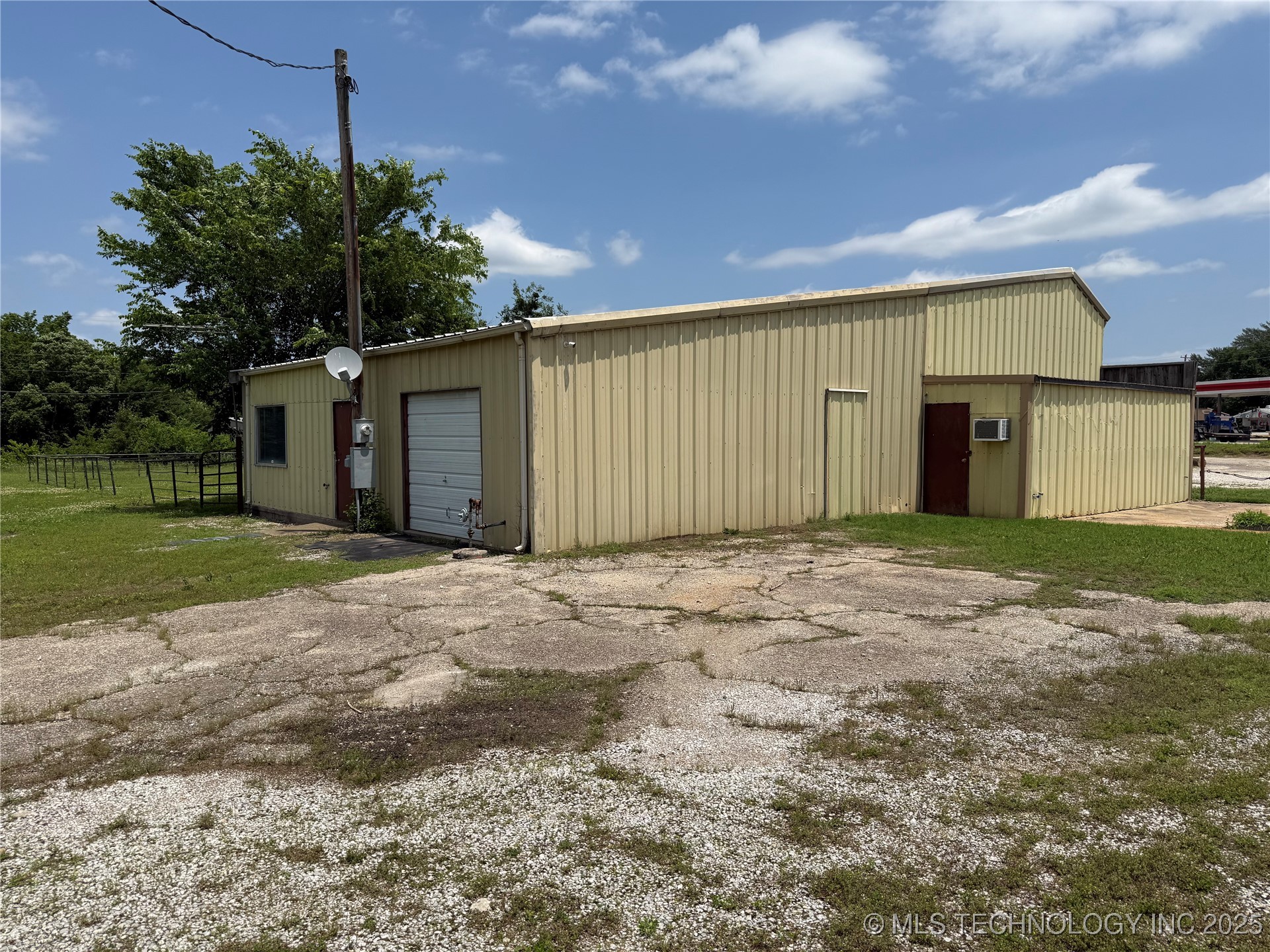20425 Highway 66 Highway Property Photo 18