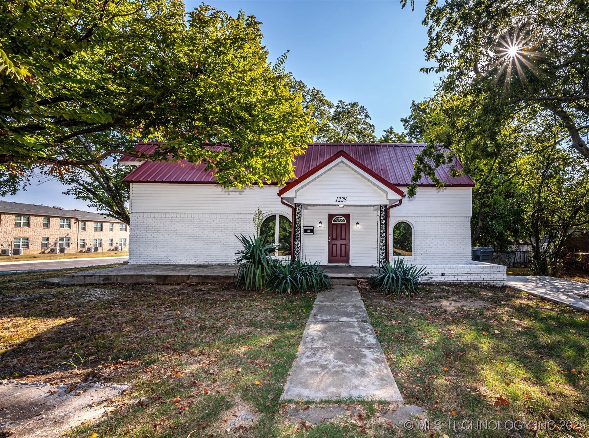 1228 D Street NW Property Photo 1