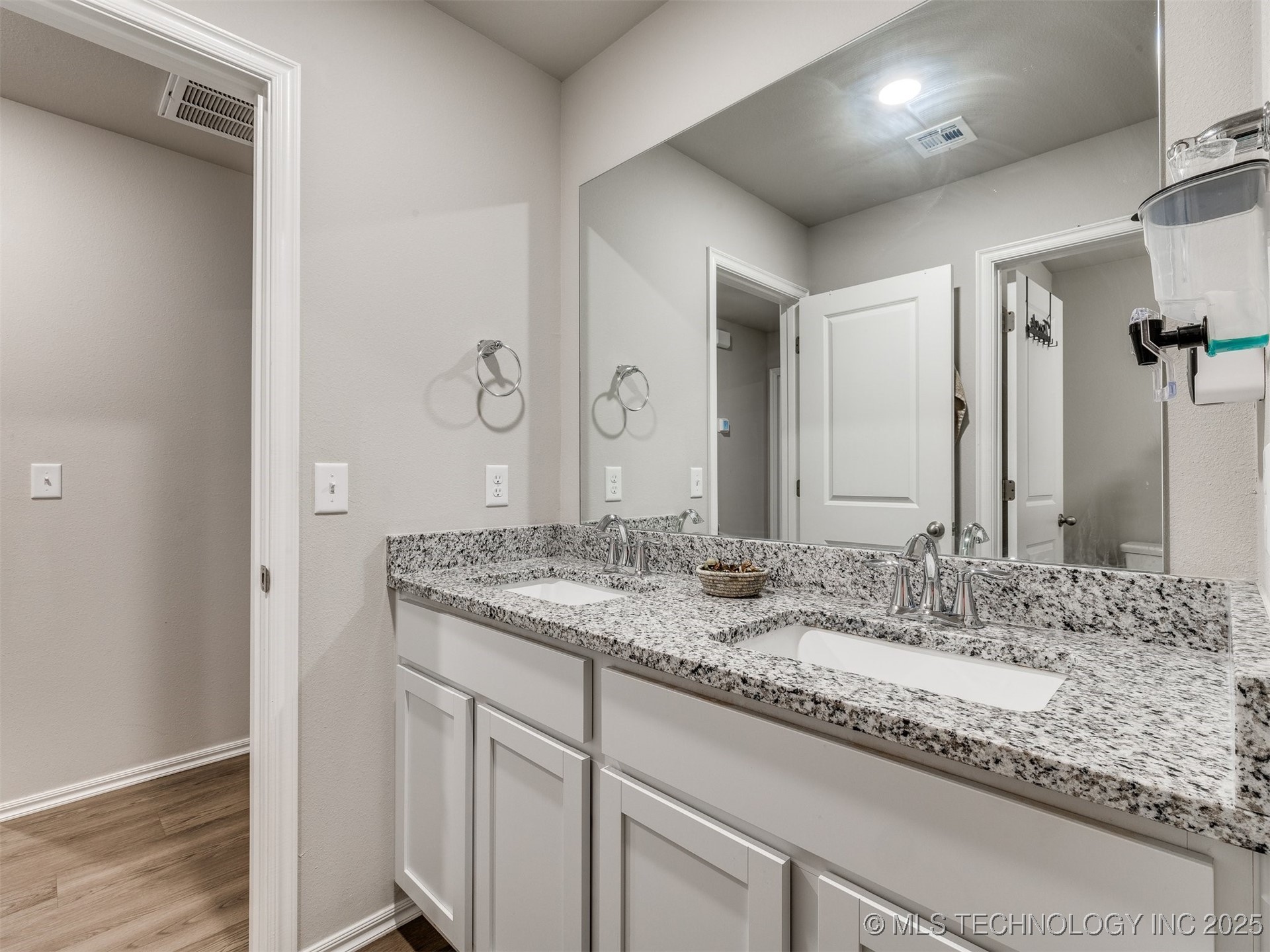 2701 Se Spring Creek Street Property Photo 25