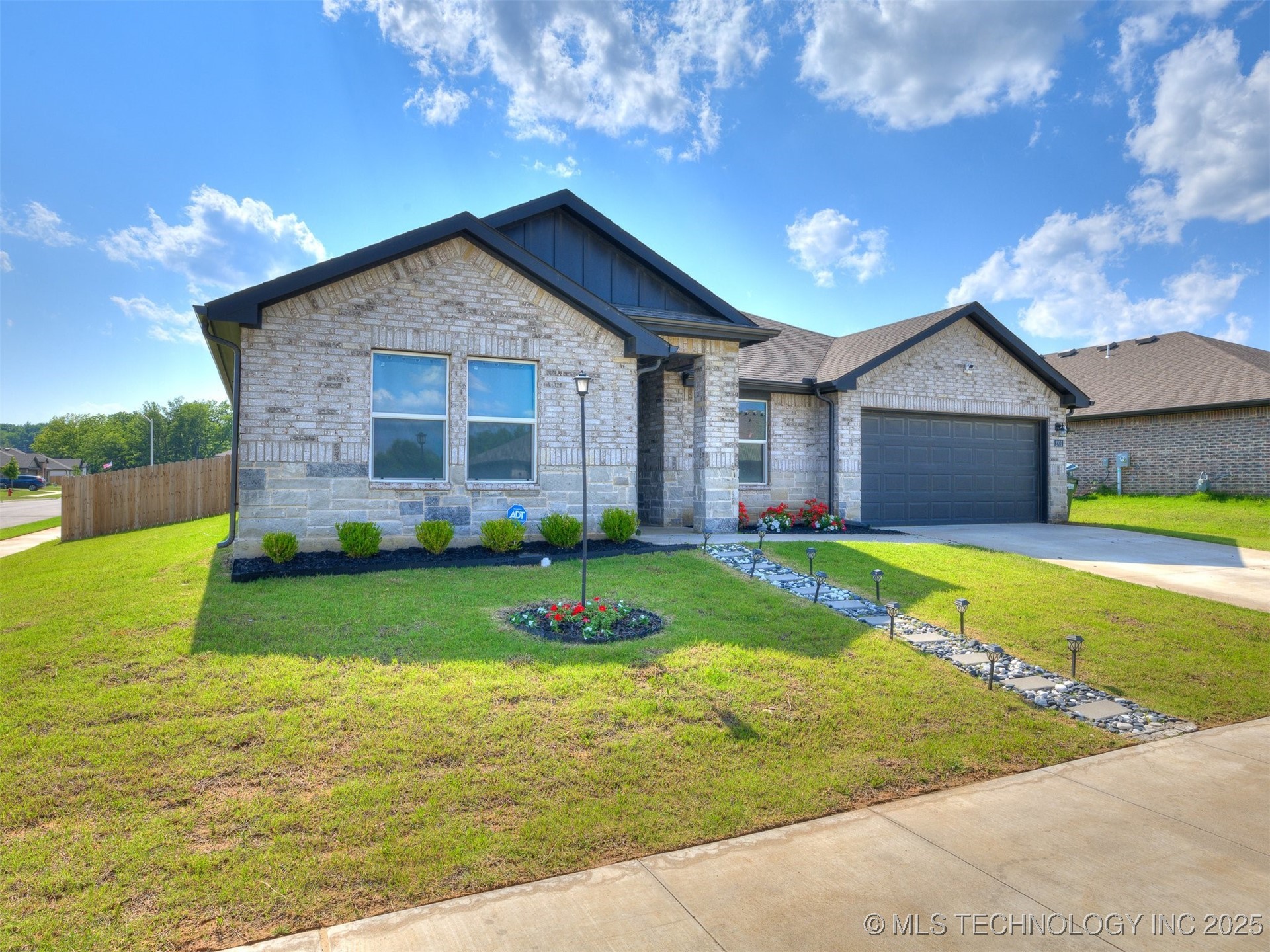 2701 Se Spring Creek Street Property Photo 55