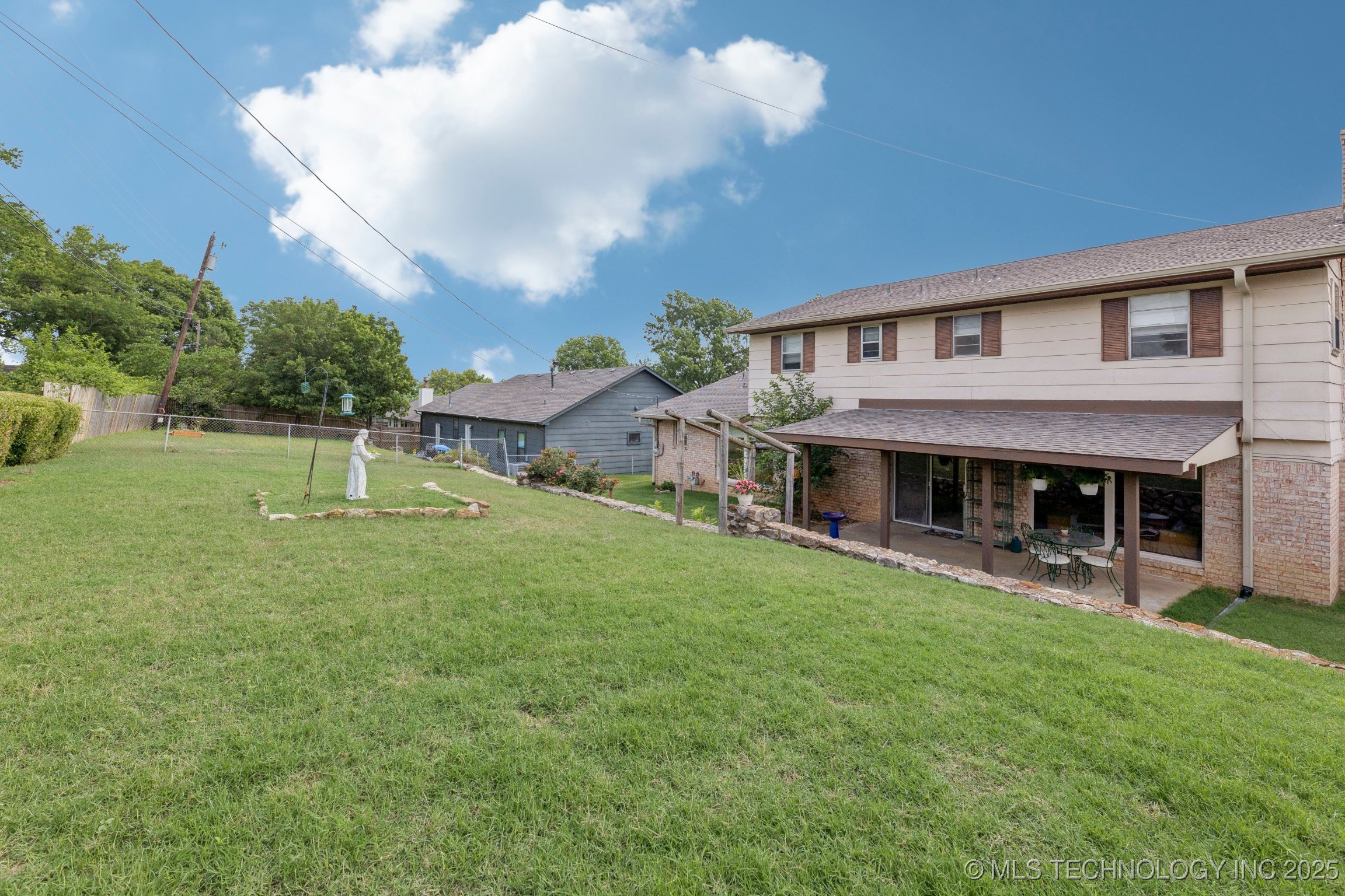 3524 S Lakewood Avenue Property Photo 26