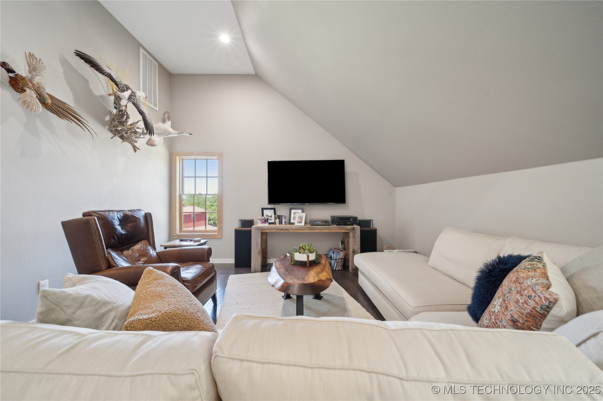 20119 E Willis Road Property Photo 27