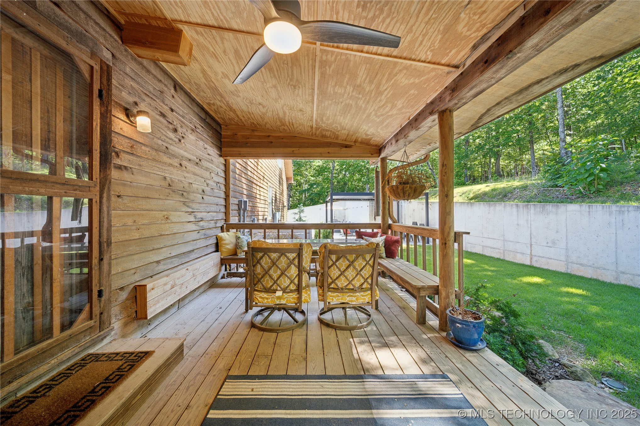 20119 E Willis Road Property Photo 49
