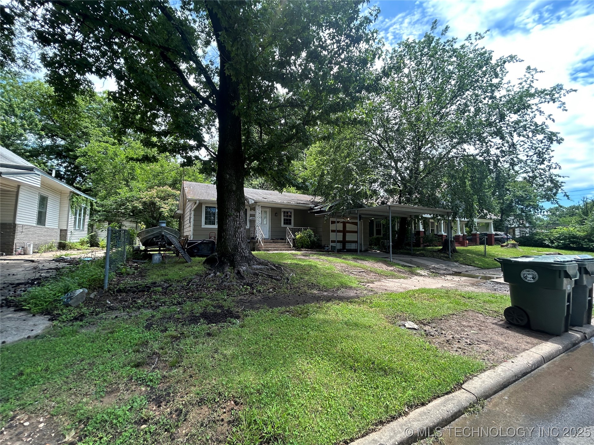 1224 N F St Property Photo