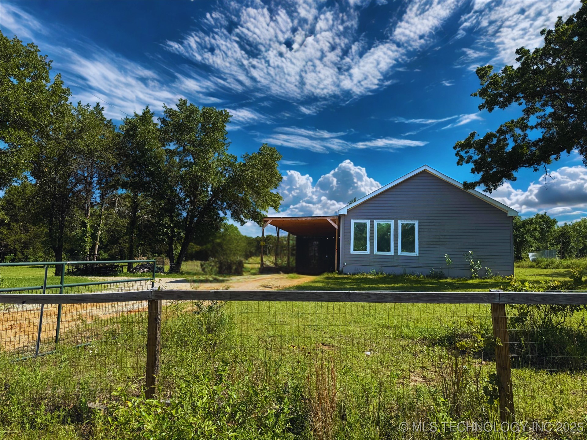 3669 A J Hallum Road Property Photo 22