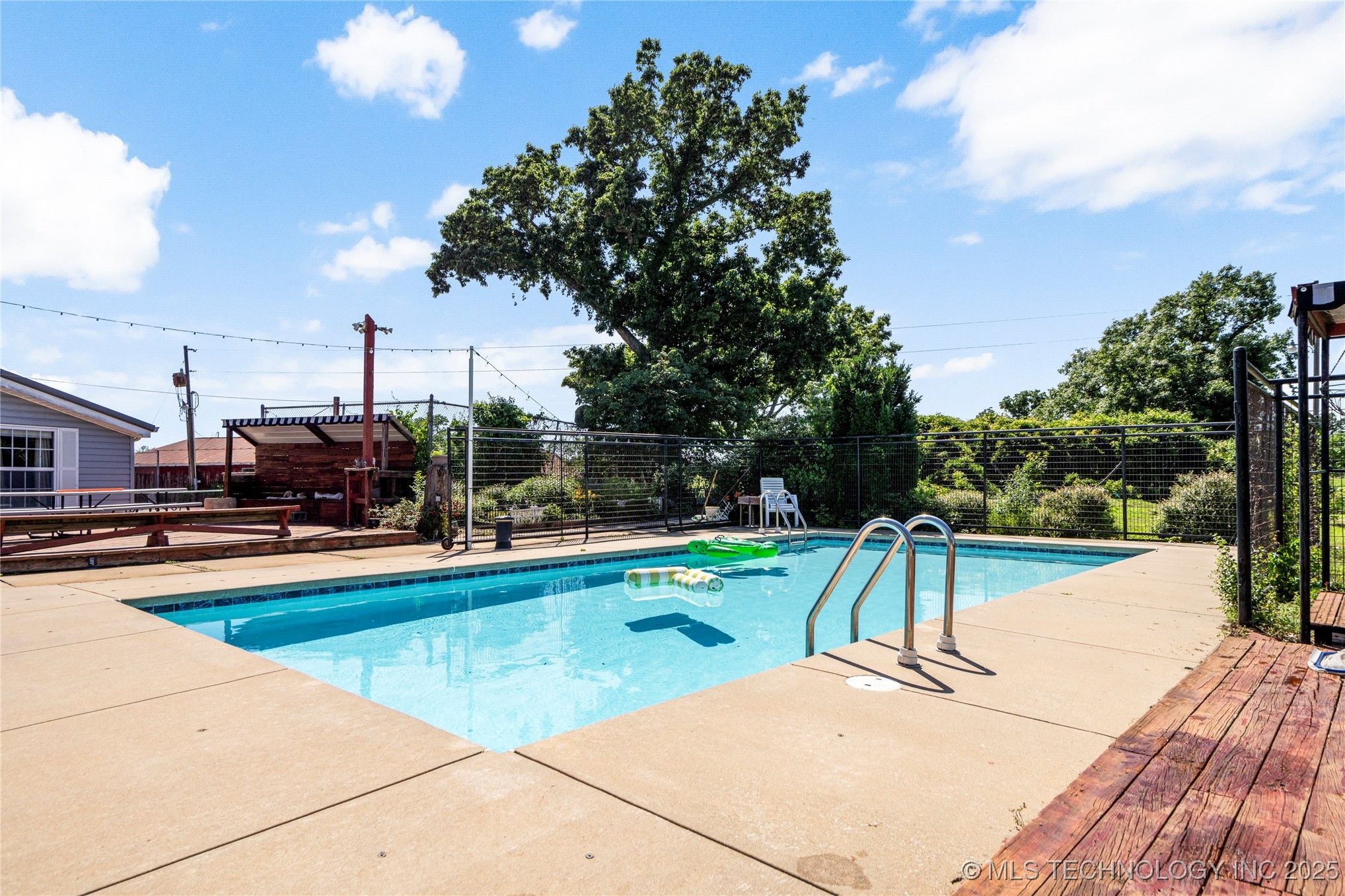 168 Murray Lane Property Photo 68