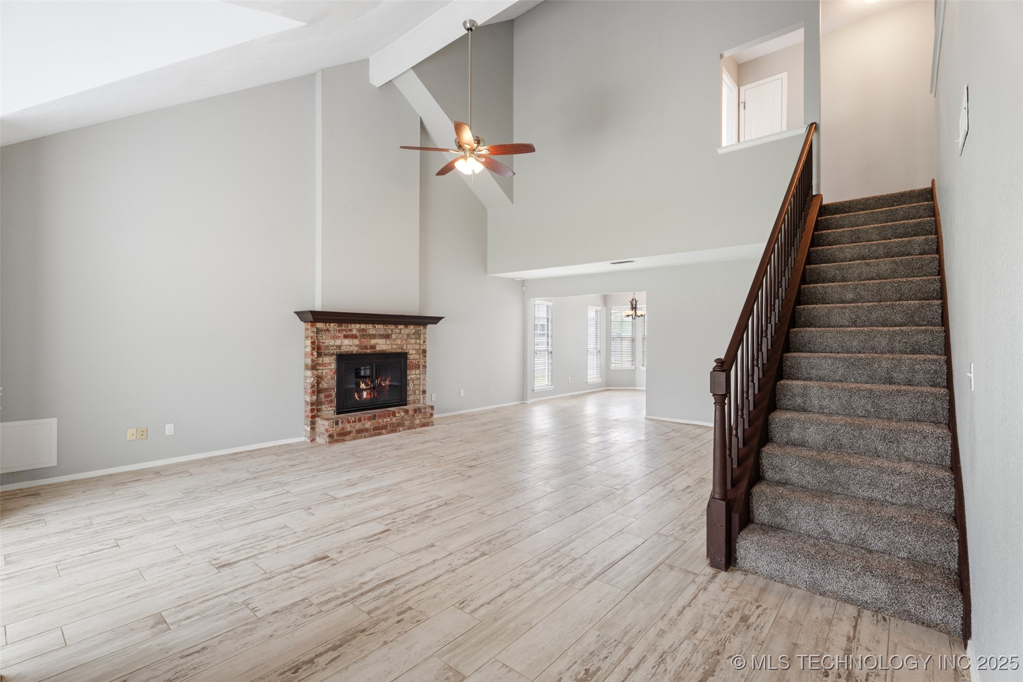 1802 S Fir Place Property Photo 5