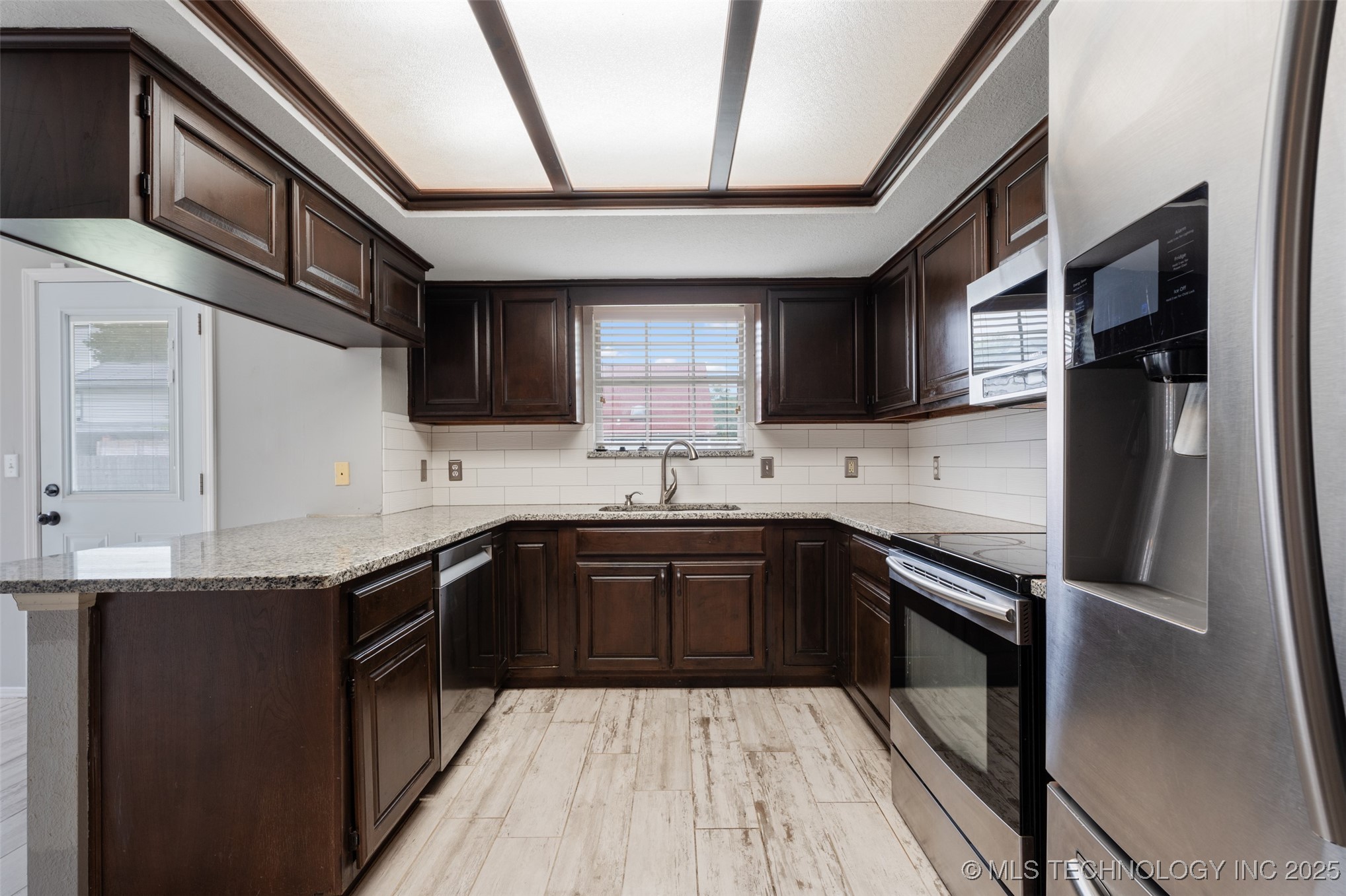 1802 S Fir Place Property Photo 11