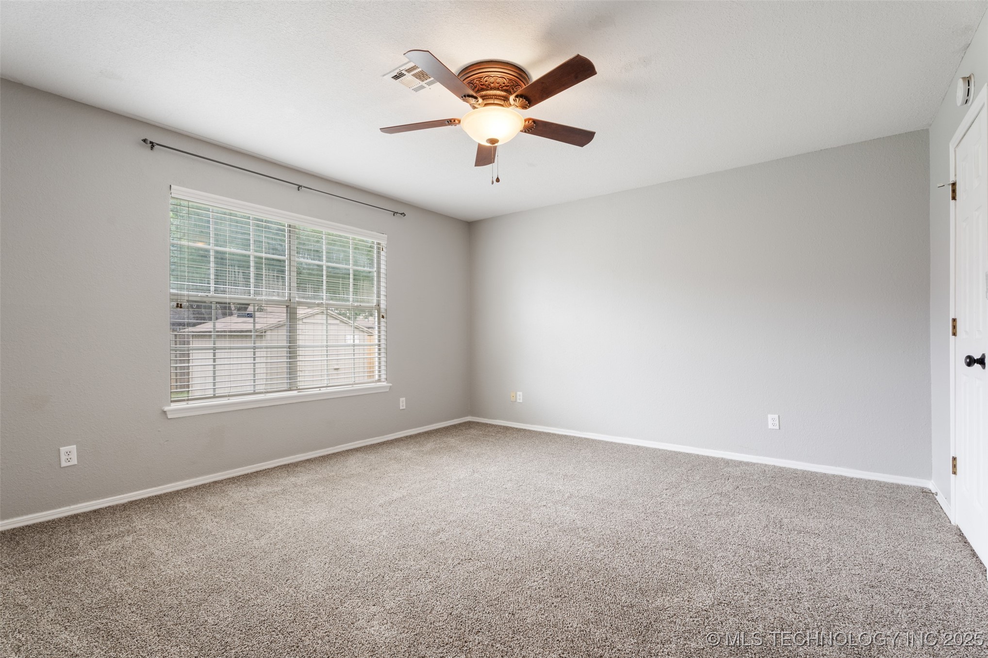 1802 S Fir Place Property Photo 13